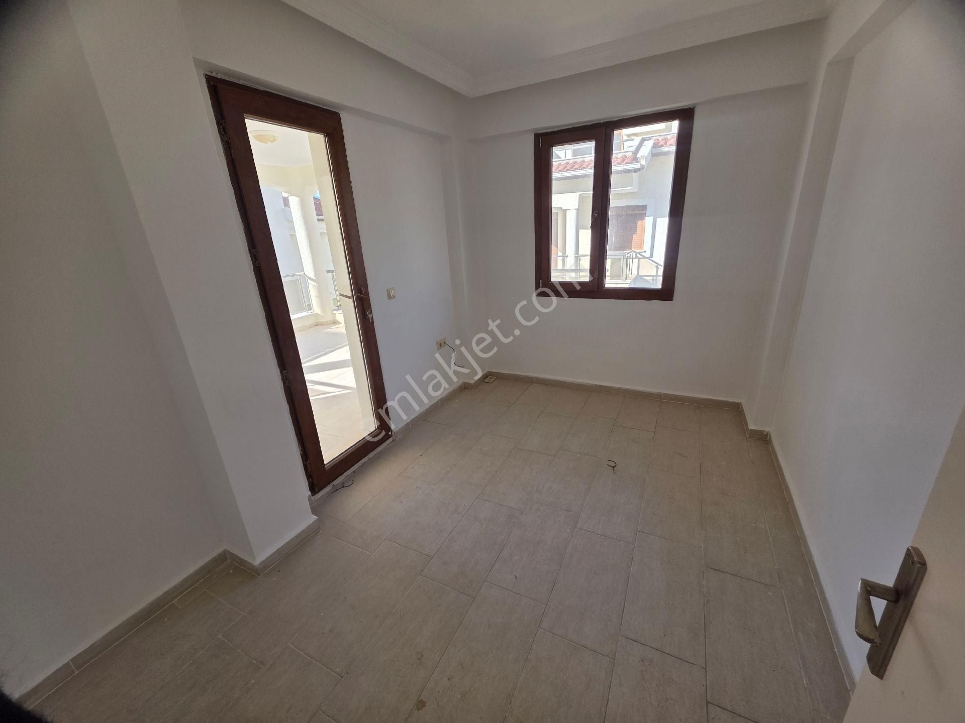 Didim Akbük'de Havuzlu Sitede Geniş Müstakil Bahçeli Satılık - Görsel 20