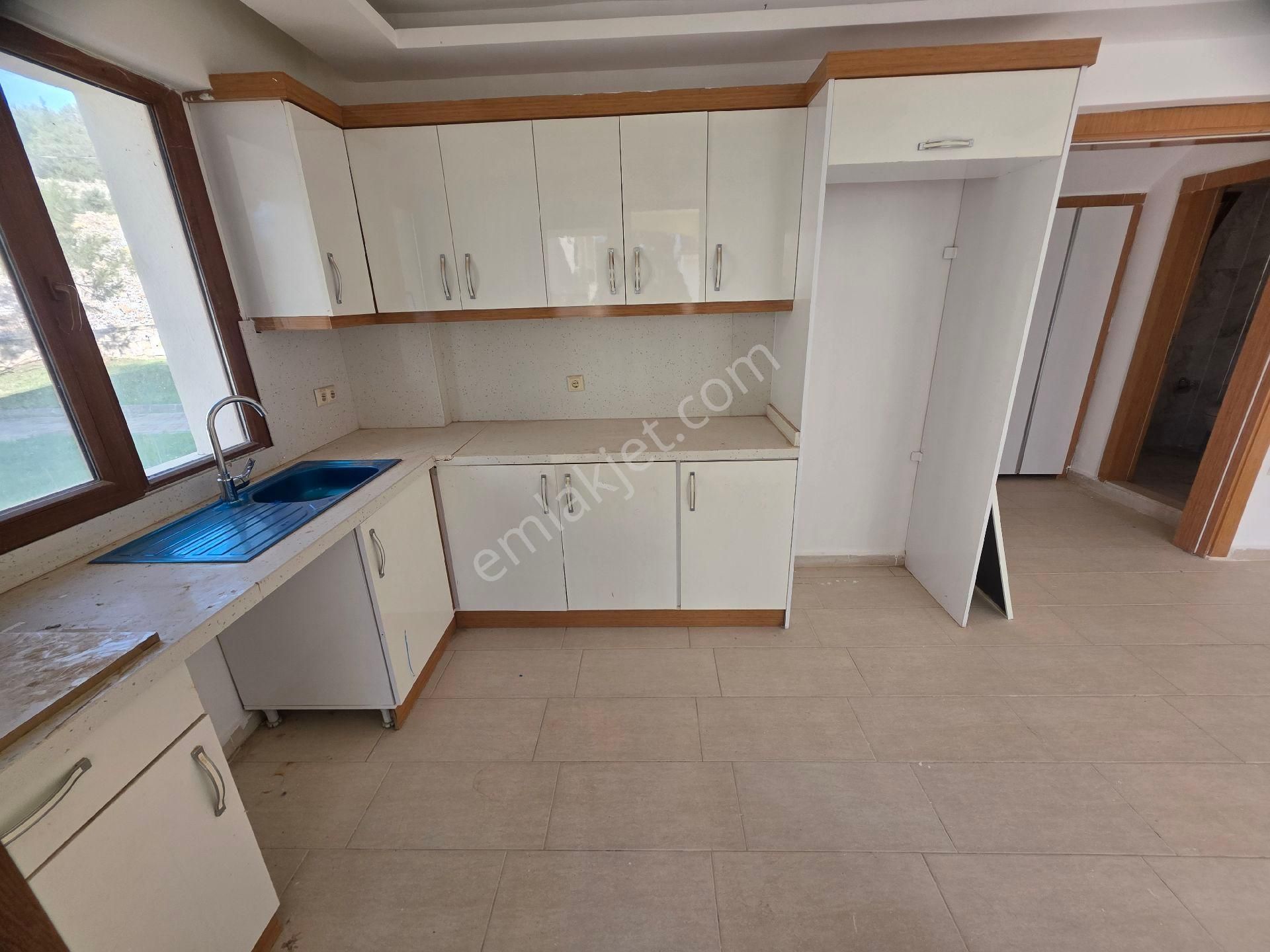 Didim Akbük'de Havuzlu Sitede Geniş Müstakil Bahçeli Satılık - Görsel 12