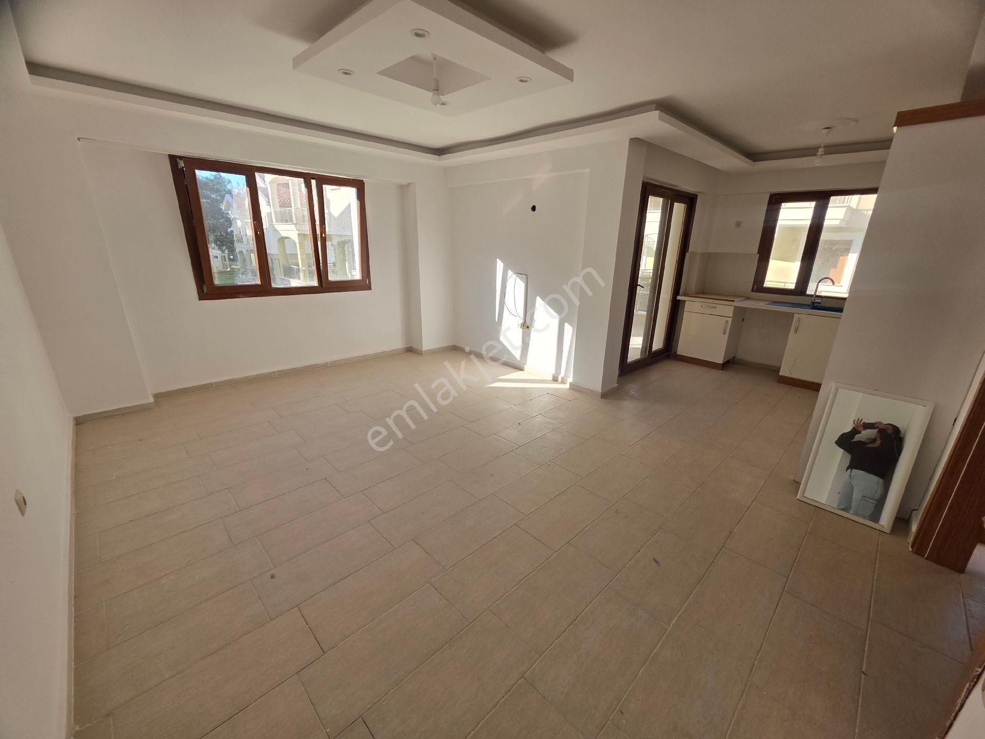 Didim Akbük'de Havuzlu Sitede Geniş Müstakil Bahçeli Satılık - Görsel 8