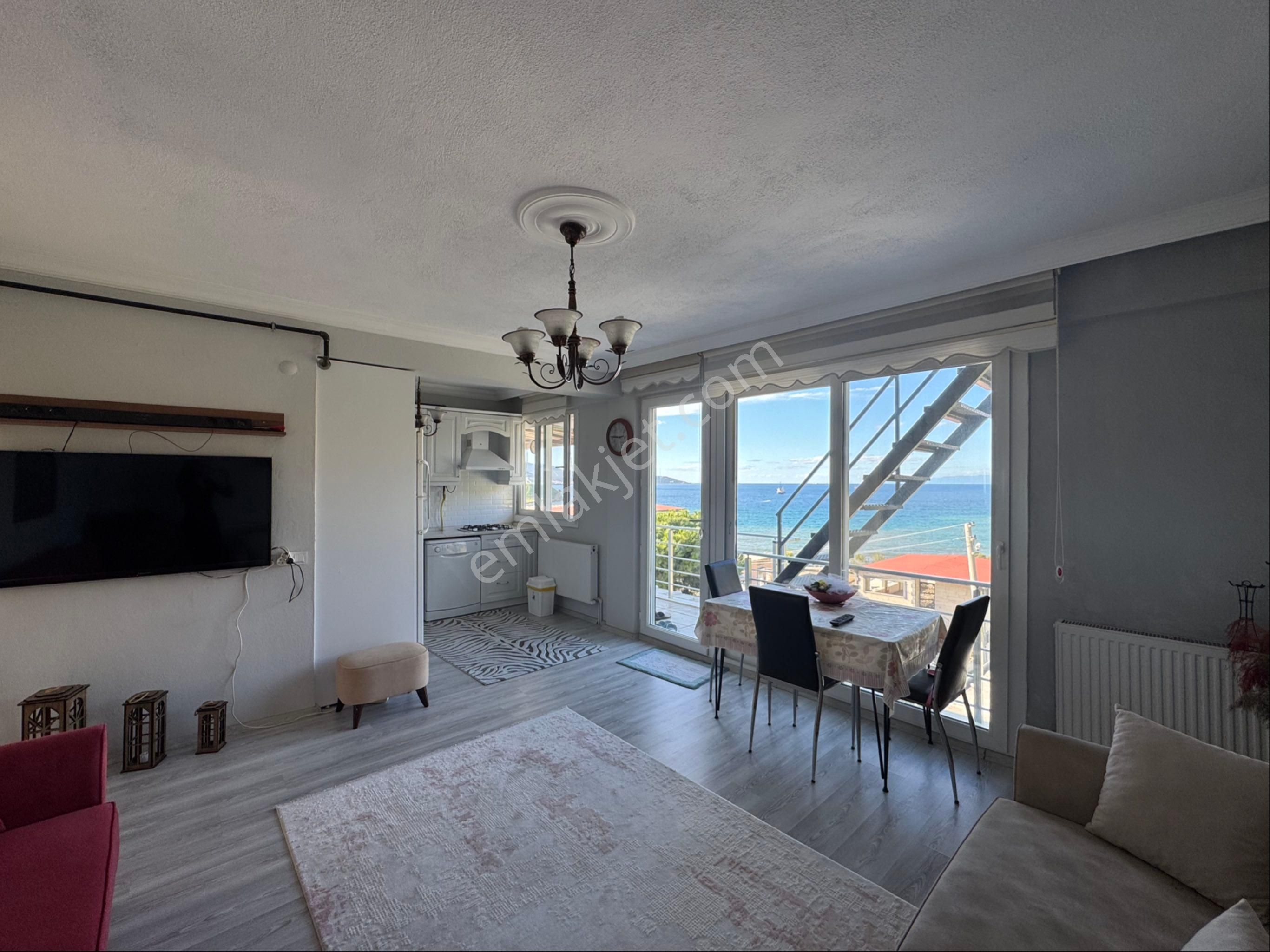 Çakmaklı Da Deniz Manzaralı Masrafsız Satılık Ev - Görsel 19