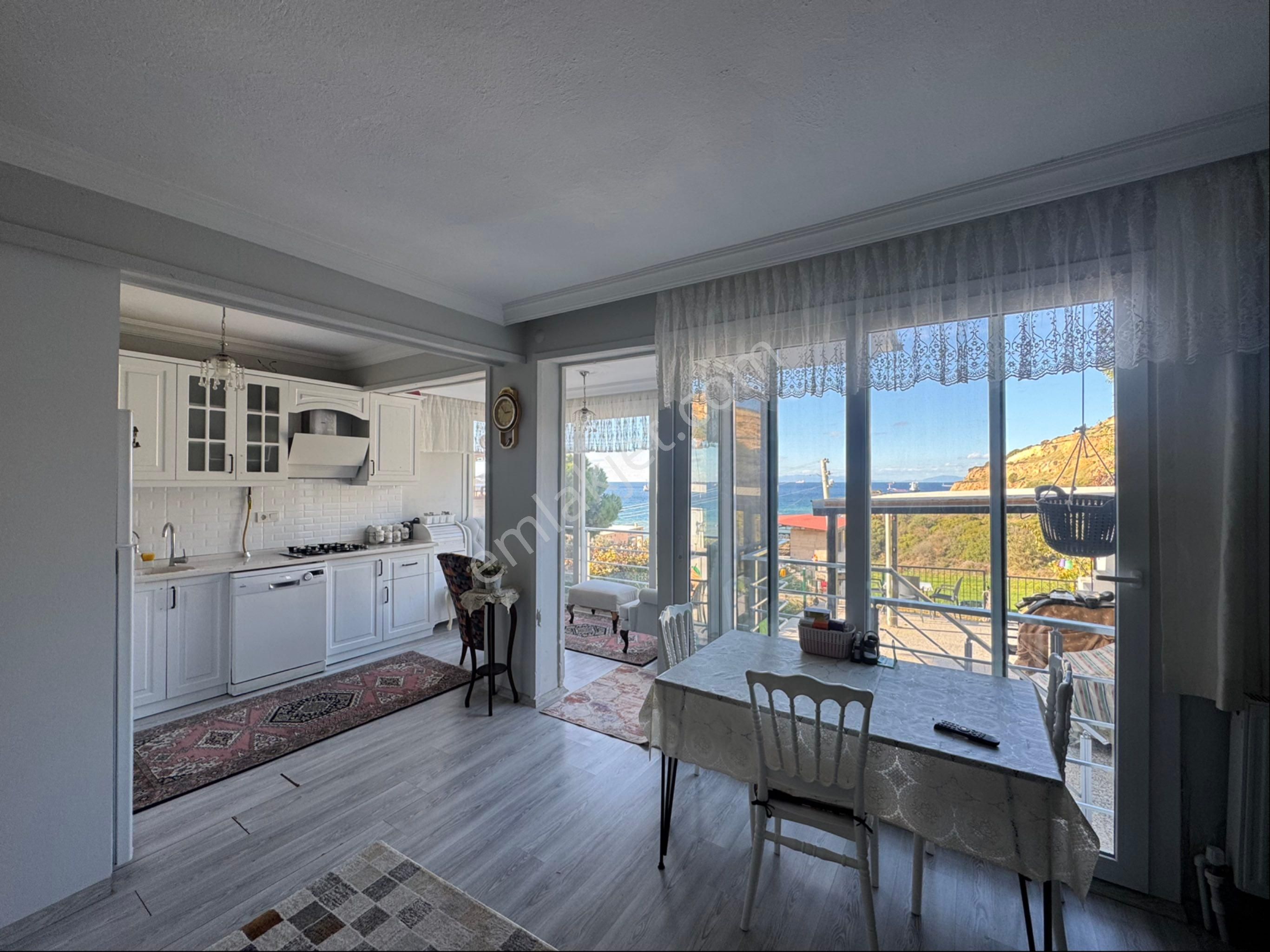 Çakmaklı Da Deniz Manzaralı Masrafsız Satılık Ev - Görsel 6