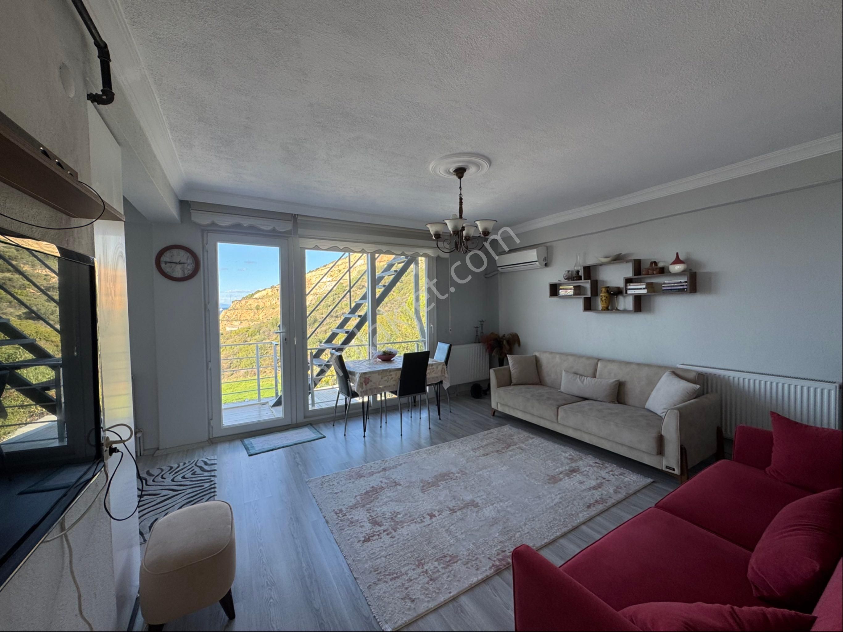 Çakmaklı Da Deniz Manzaralı Masrafsız Satılık Ev - Görsel 21