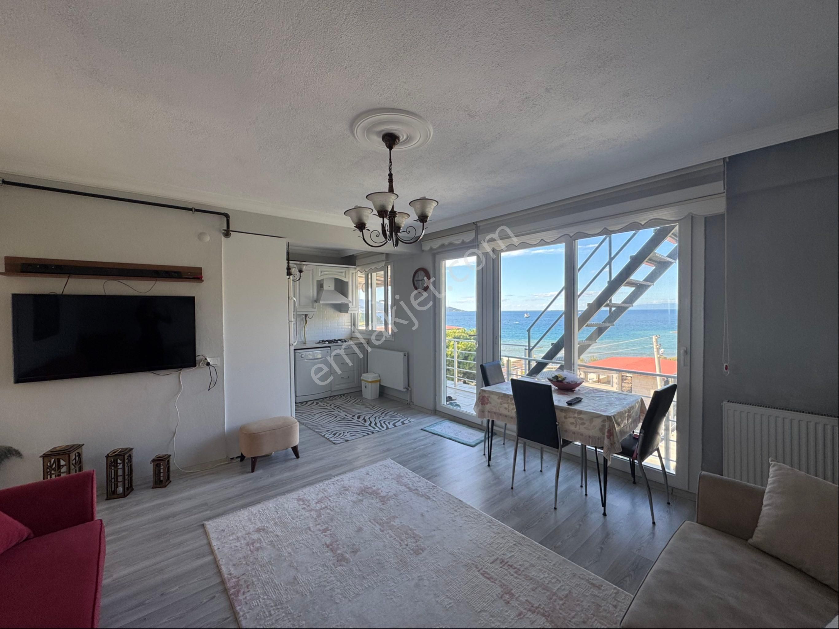 Çakmaklı Da Deniz Manzaralı Masrafsız Satılık Ev - Görsel 20