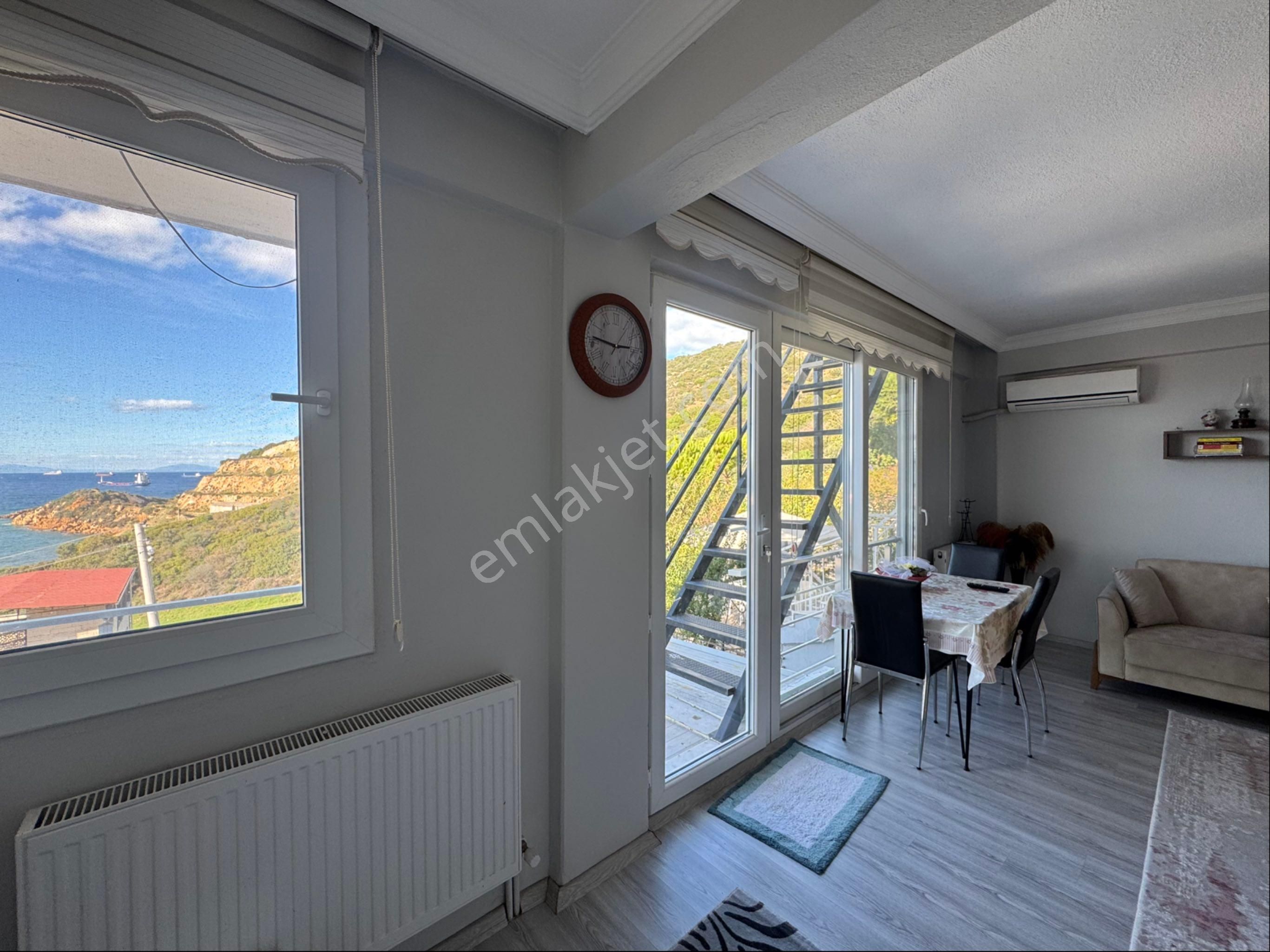 Çakmaklı Da Deniz Manzaralı Masrafsız Satılık Ev - Görsel 17