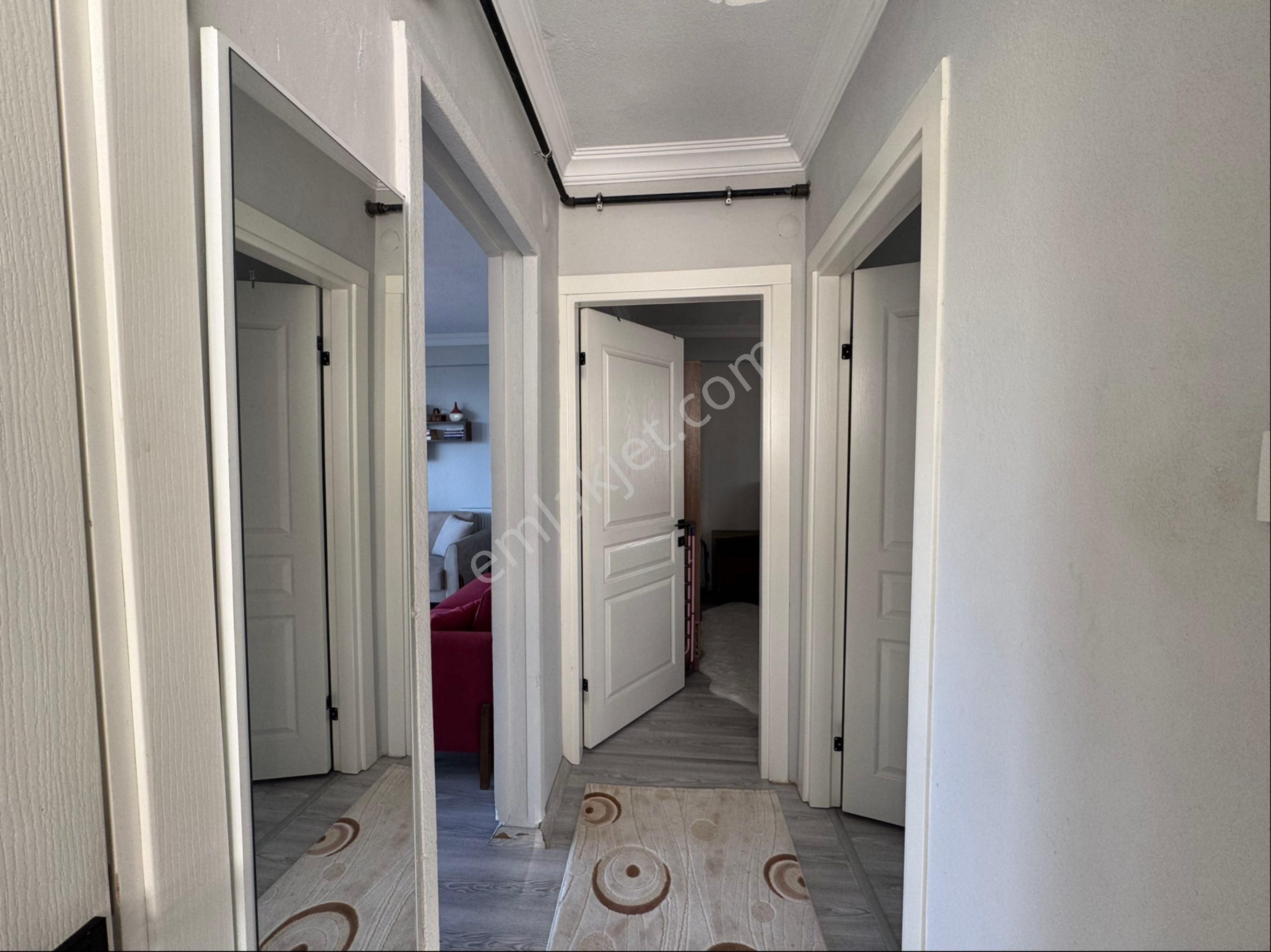 Çakmaklı Da Deniz Manzaralı Masrafsız Satılık Ev - Görsel 25