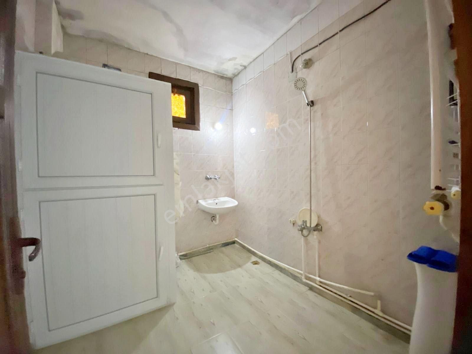 Şehitkamil Devlet Hastanesine Yürüme Mesafesinde Satılık Müstakil Bina - Görsel 14