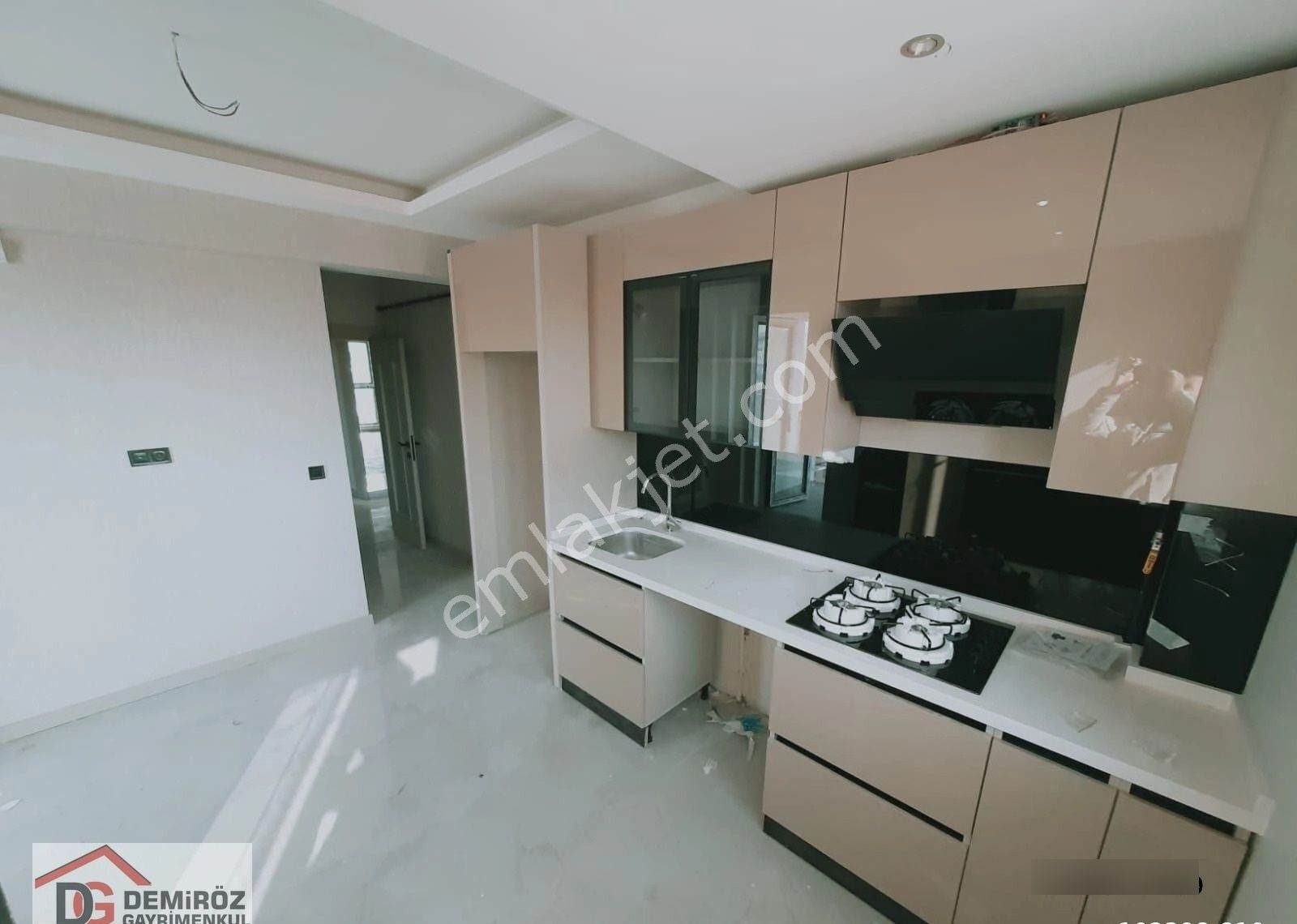 Demiröz'den 29 Ekim Mah. Katta Full Yapılı 3+1 Geniş Daire