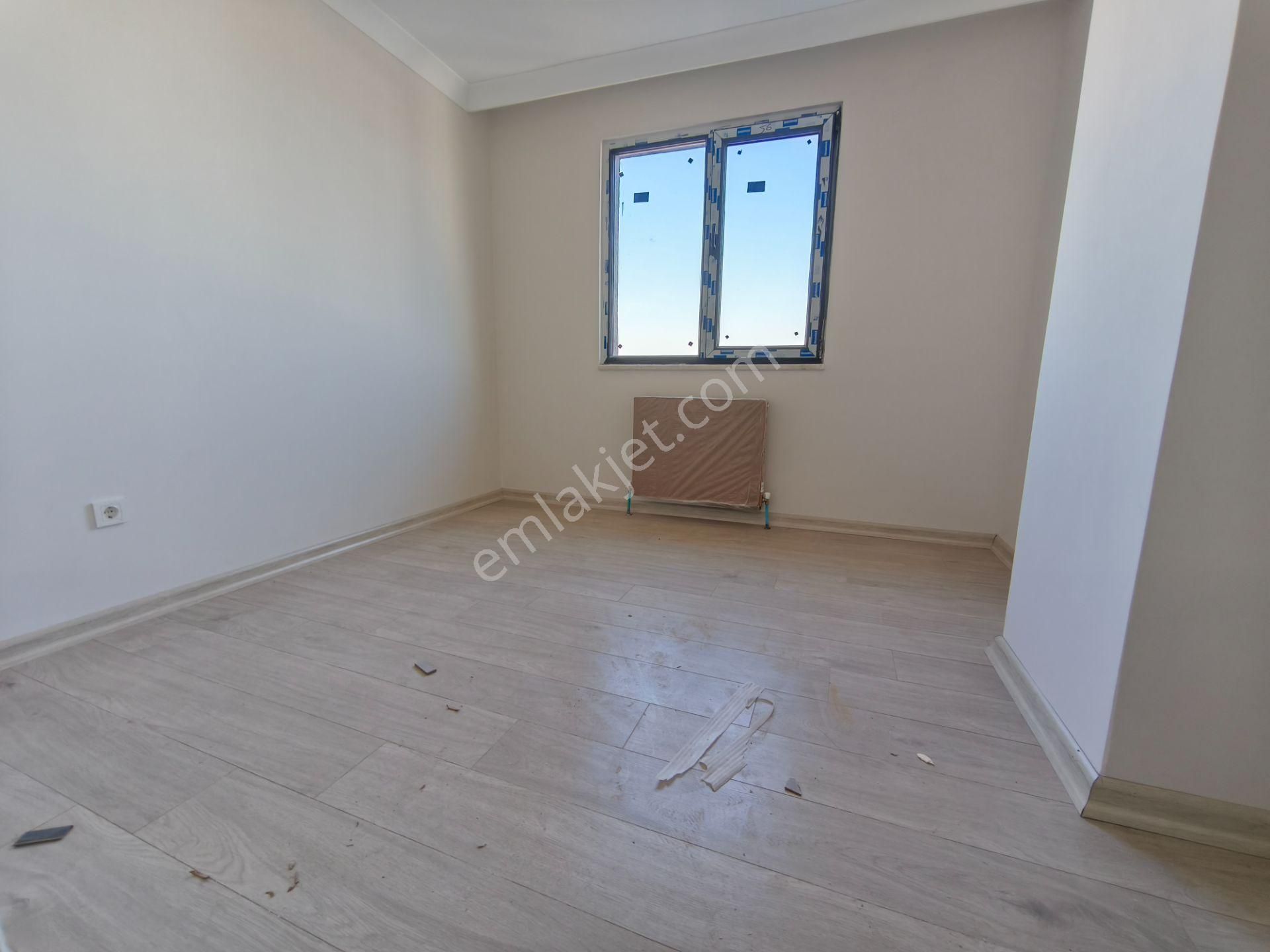 Acil Sultanbeyli De Satılık 210 M.4+2 Üst Düblx - Görsel 5