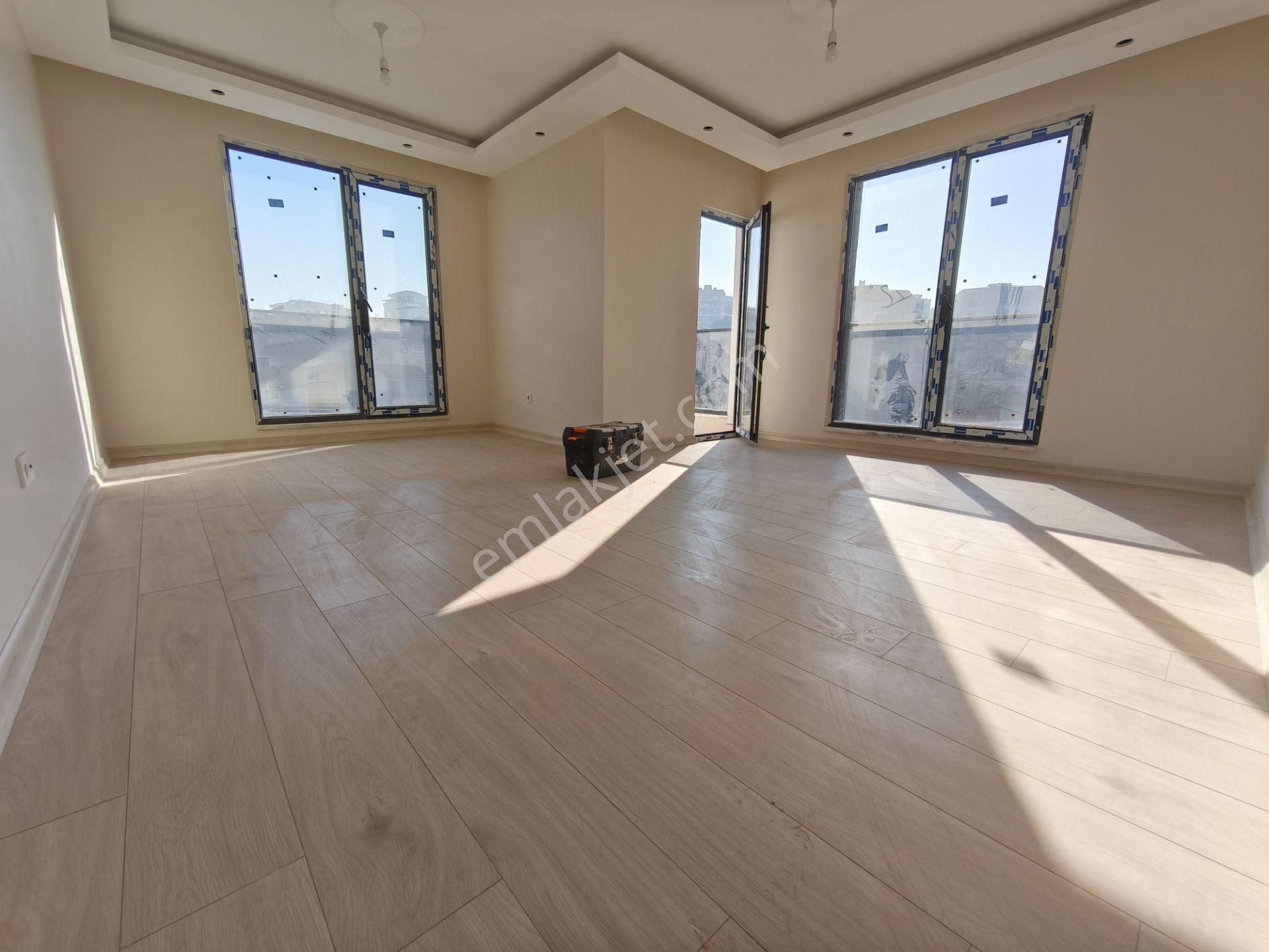 Acil Sultanbeyli De Satılık 210 M.4+2 Üst Düblx - Görsel 22