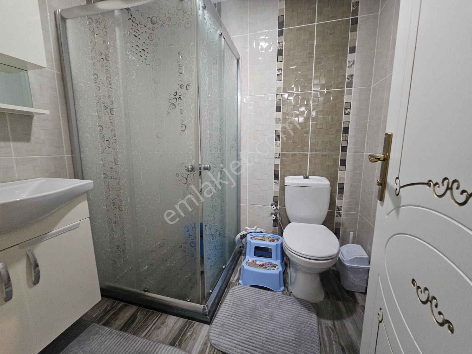 Karapürçek'te Salı Pazarı Mevki Asansörlü Ebeveyn Banyolu Kilerli 2+1 Satılık Daire !!! - Görsel 24