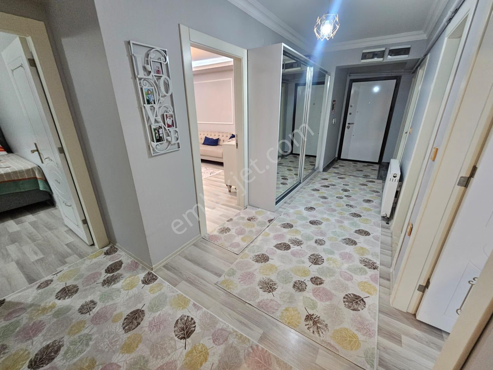 Karapürçek'te Salı Pazarı Mevki Asansörlü Ebeveyn Banyolu Kilerli 2+1 Satılık Daire !!! - Görsel 22