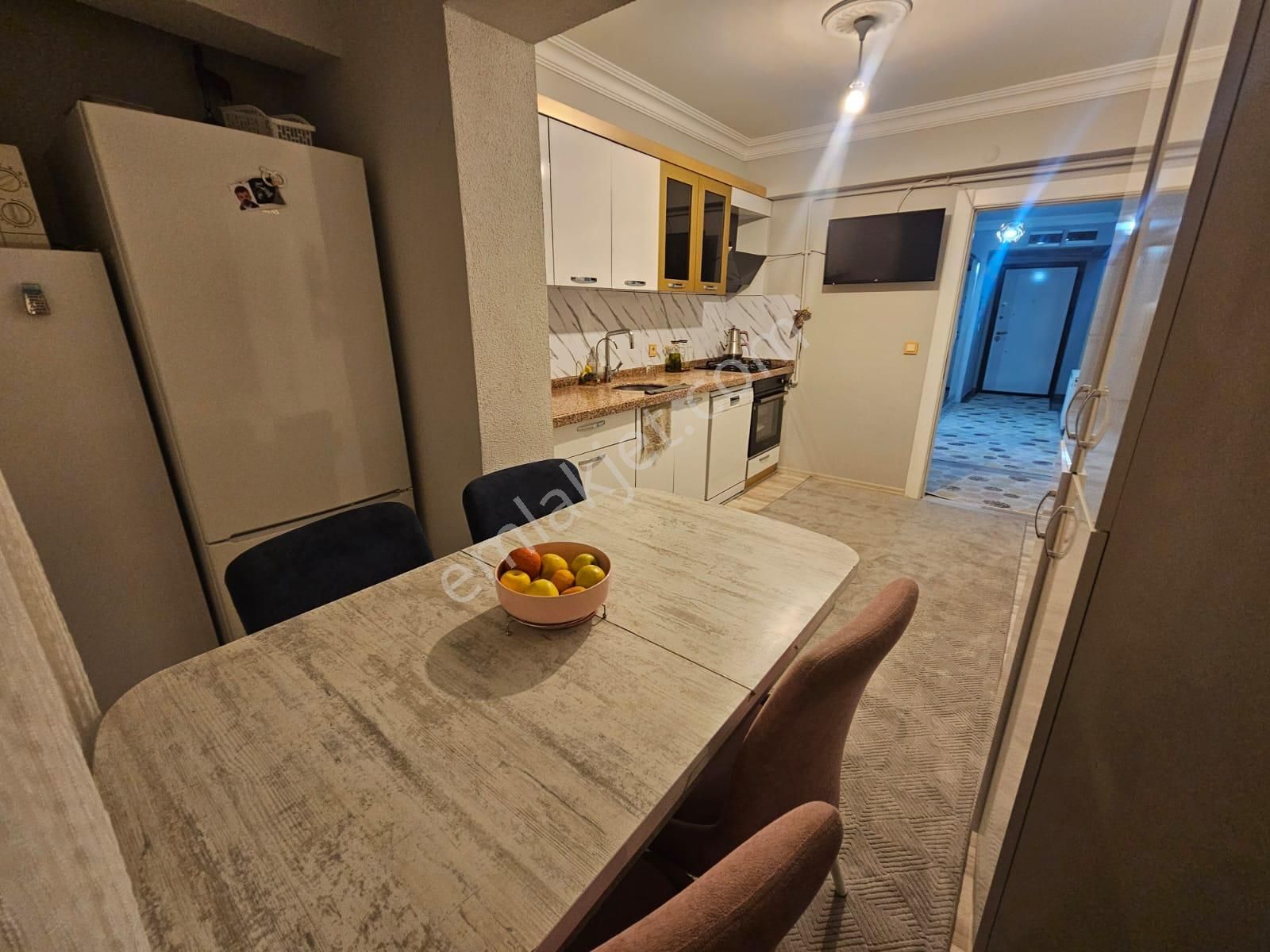 Karapürçek'te Salı Pazarı Mevki Asansörlü Ebeveyn Banyolu Kilerli 2+1 Satılık Daire !!! - Görsel 18