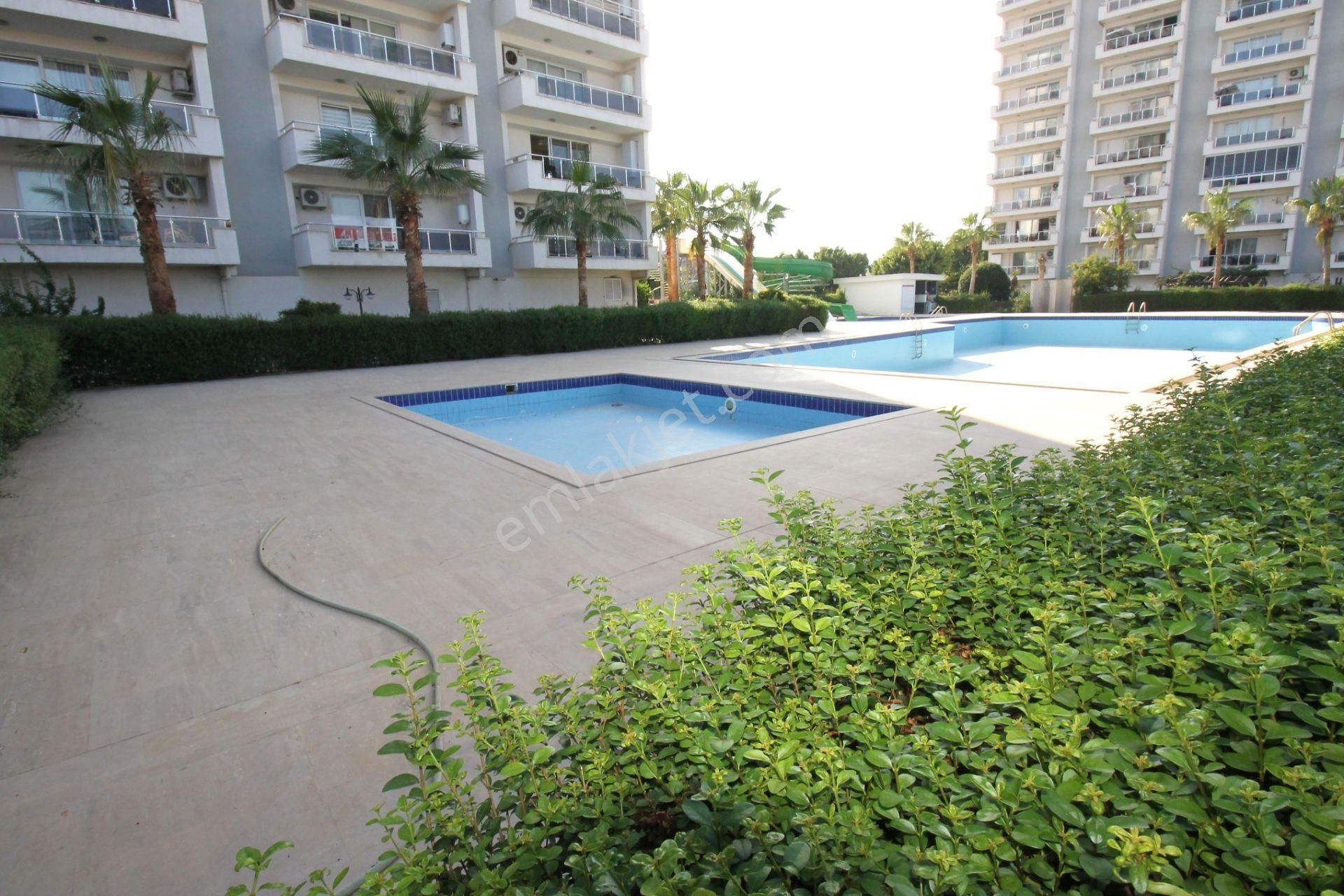 Retro’dan Leb-i Derya Lüks Sitede Full Eşyalı Kiralık 3+1 - Görsel 32