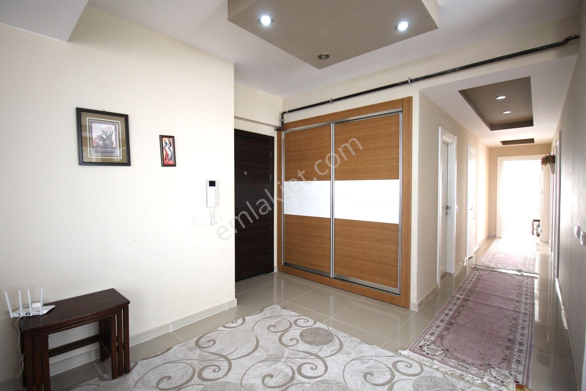 Retro’dan Leb-i Derya Lüks Sitede Full Eşyalı Kiralık 3+1 - Görsel 17