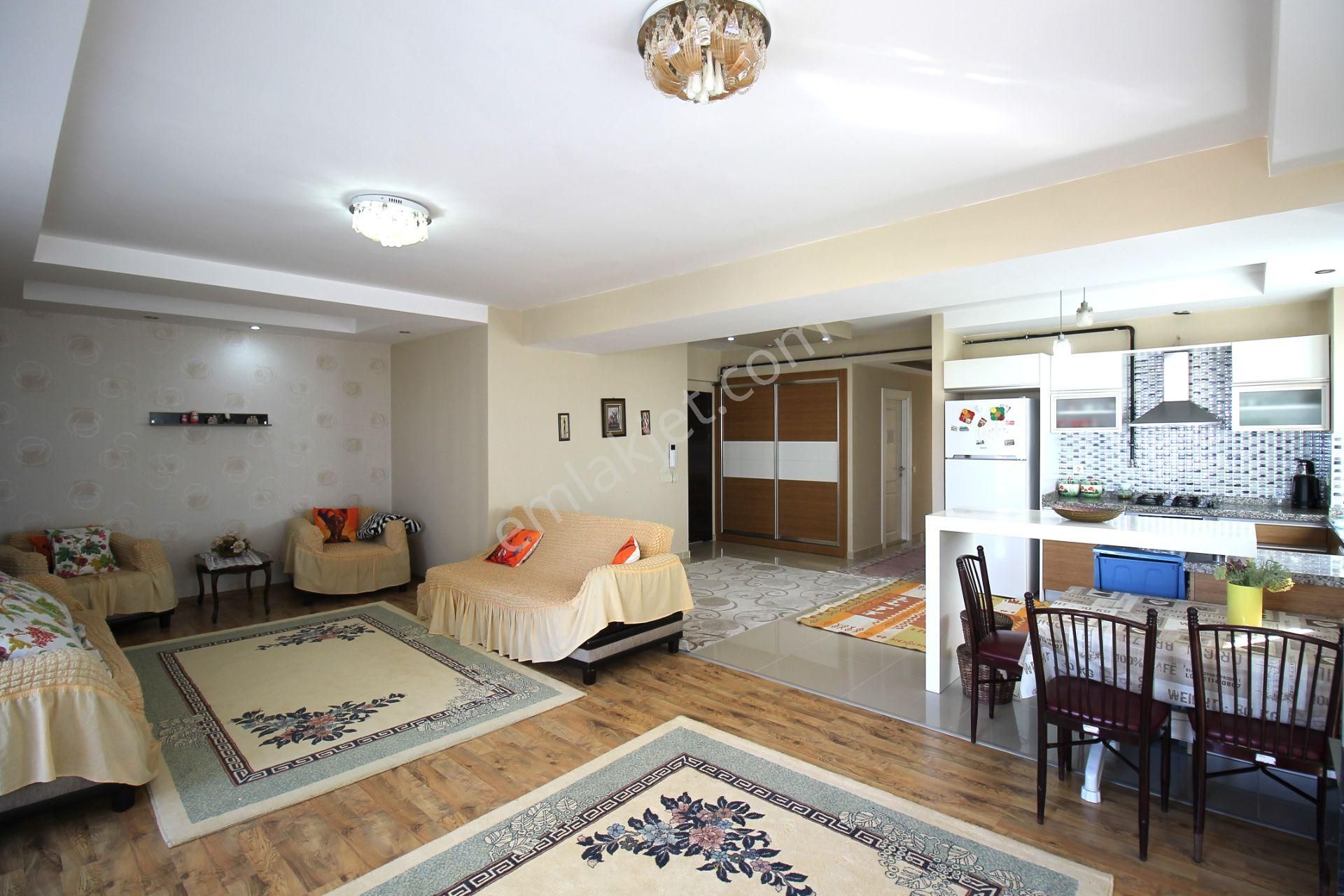 Retro’dan Leb-i Derya Lüks Sitede Full Eşyalı Kiralık 3+1 - Görsel 22