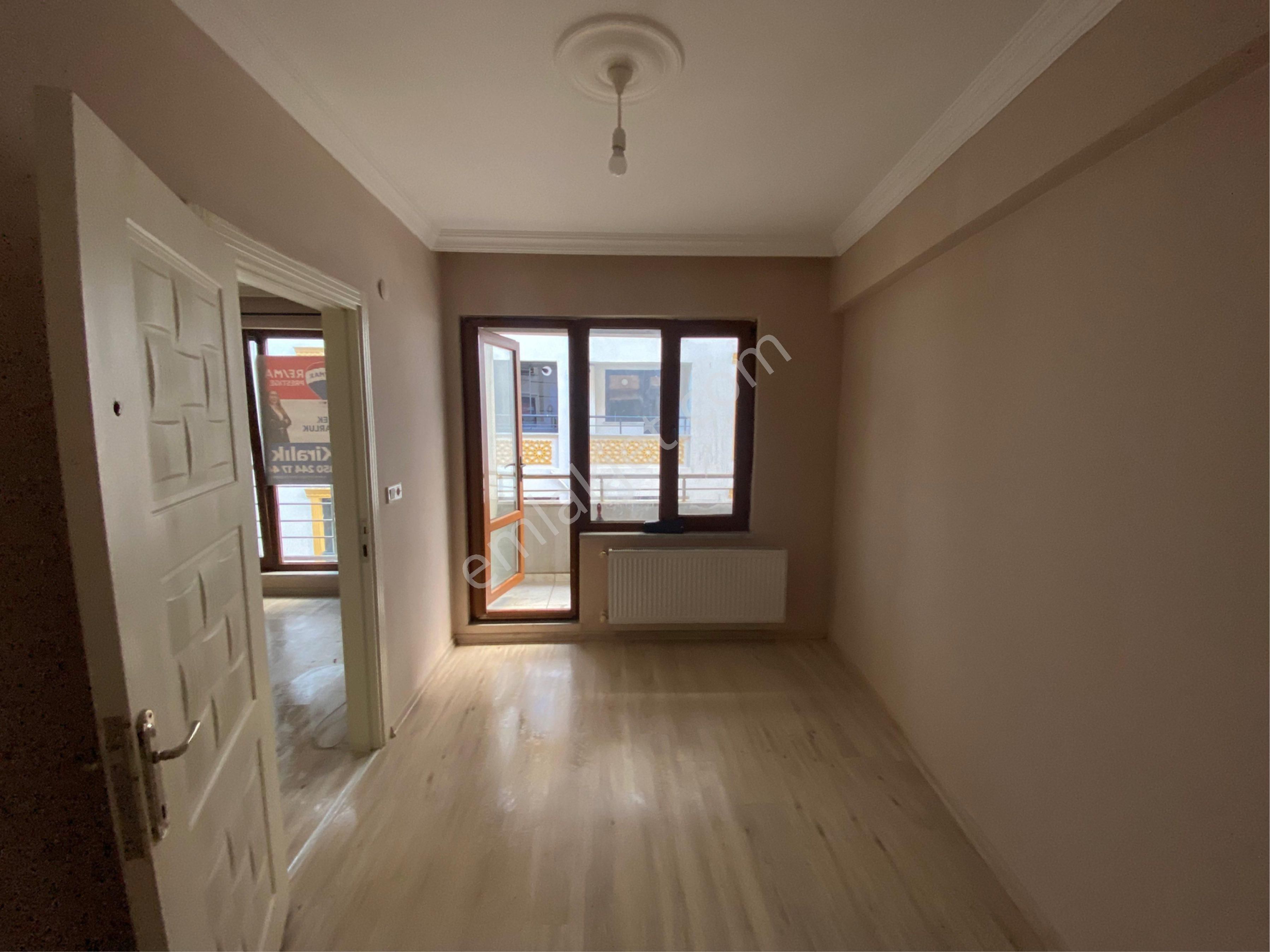Çan Caddesinde 1+1 Ara Kat Fırsatı 50 M² Kullanışlı Daıre - Görsel 4