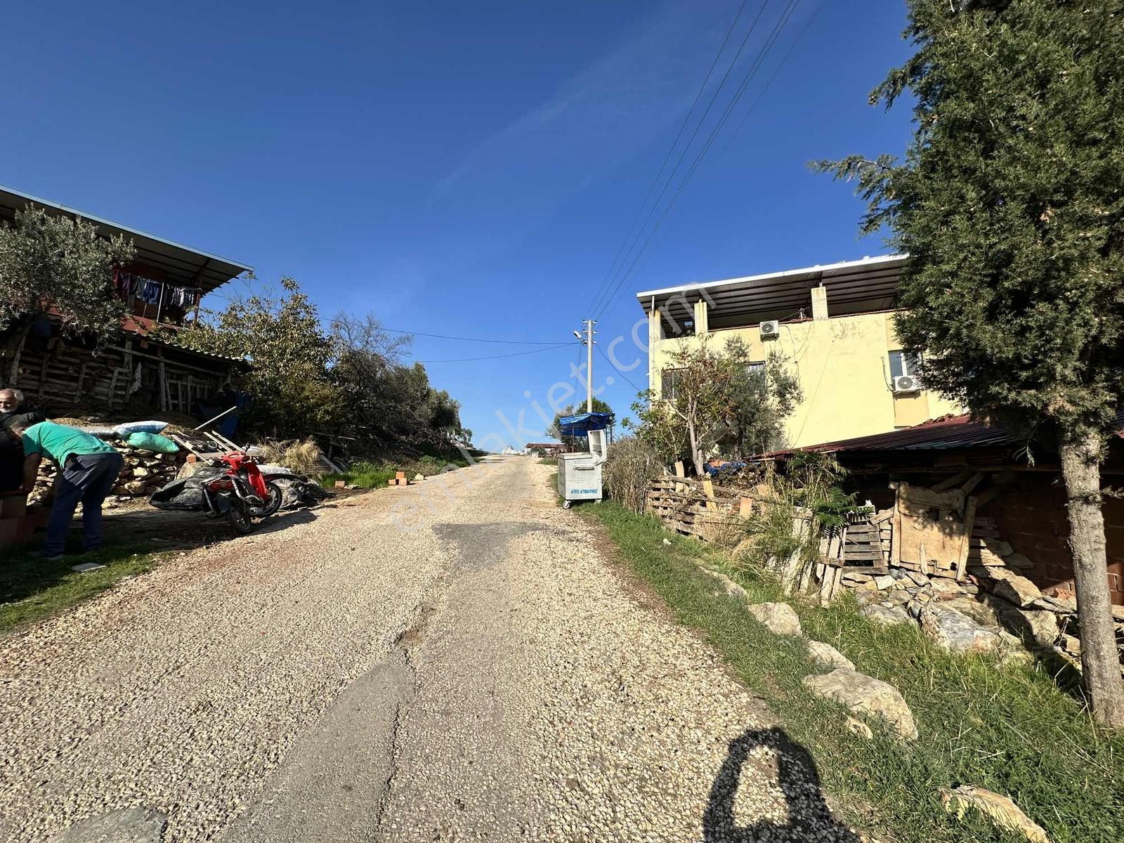 Torbalıda Manzaralı İmarlı Fırsat Arsa - Görsel 23