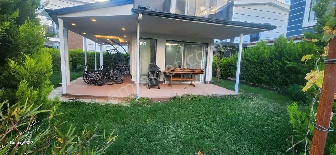 Kuşadası / Güzelçamlıda 3+1 Villa - Görsel 4