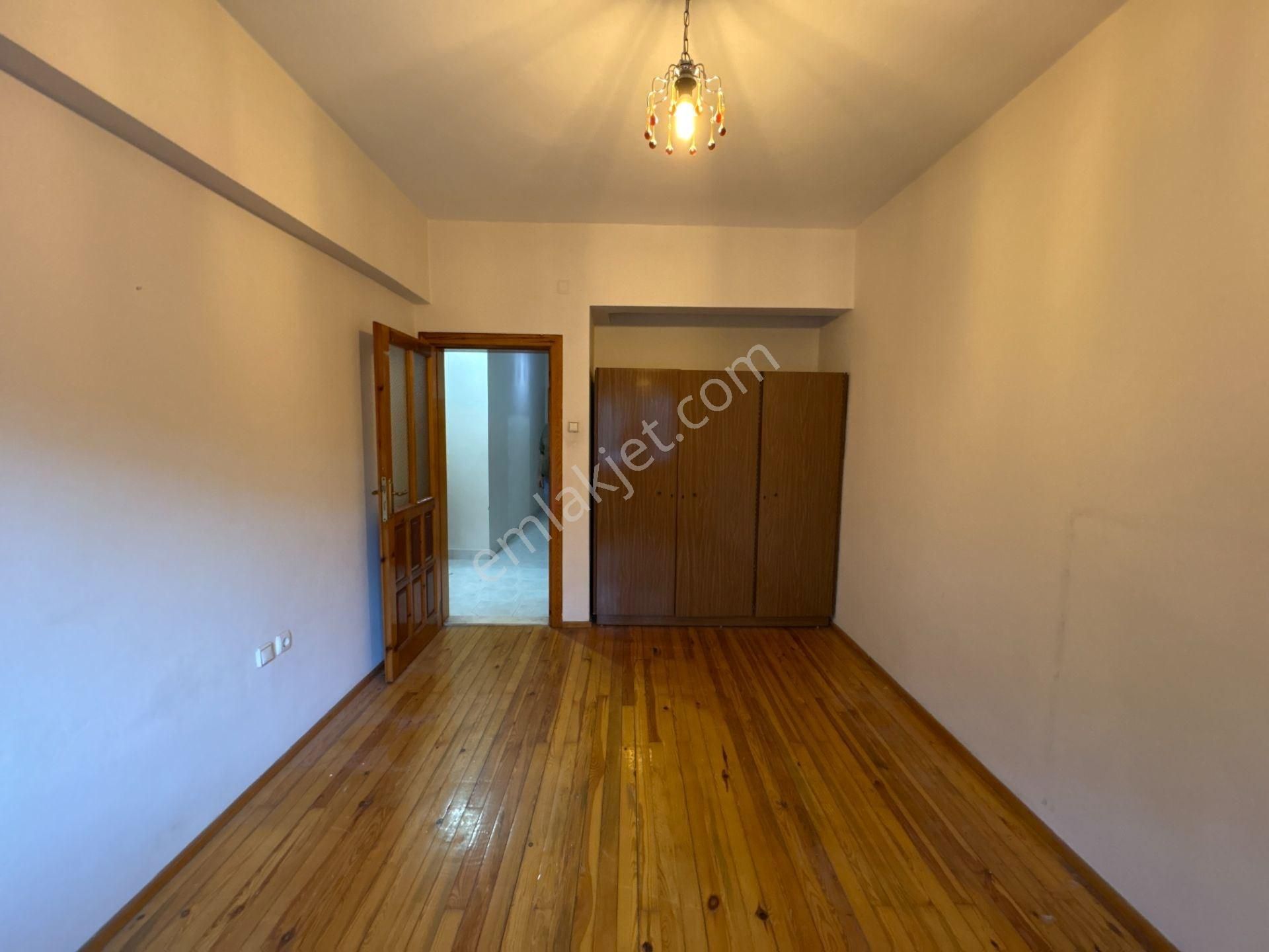 Milas Merkezde Kiralık 3+1 Daire - Görsel 12