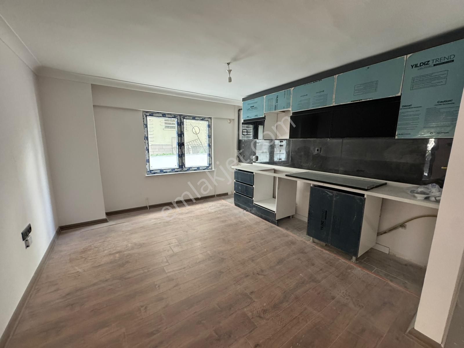 Anıttepe Gençlik Caddesinde Yatırıma Uygun Satılık 3+2 Daire - Görsel 3