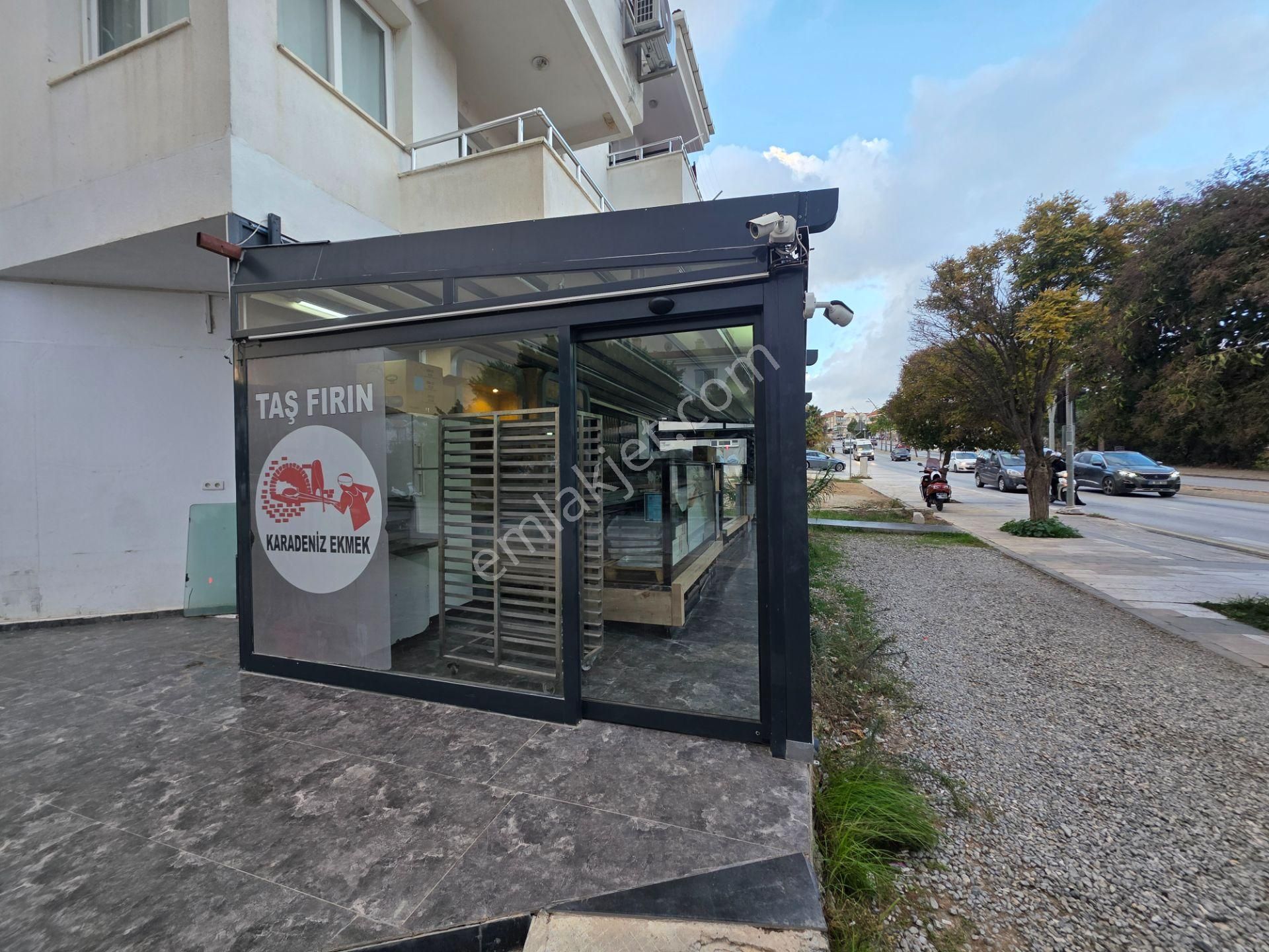 Rest Emlak - Cadde Üzerinde Devren Kiralık Fırın