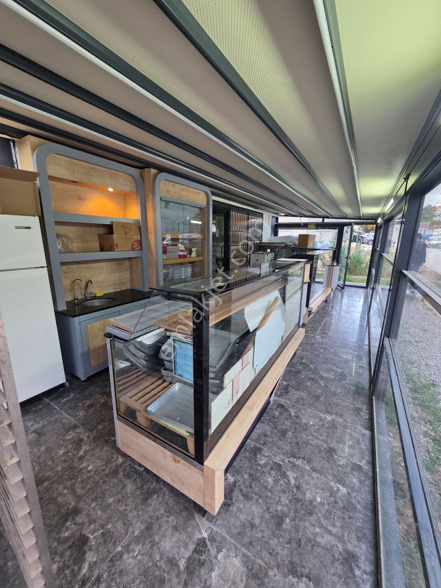 Rest Emlak - Cadde Üzerinde Devren Kiralık Fırın - Görsel 8