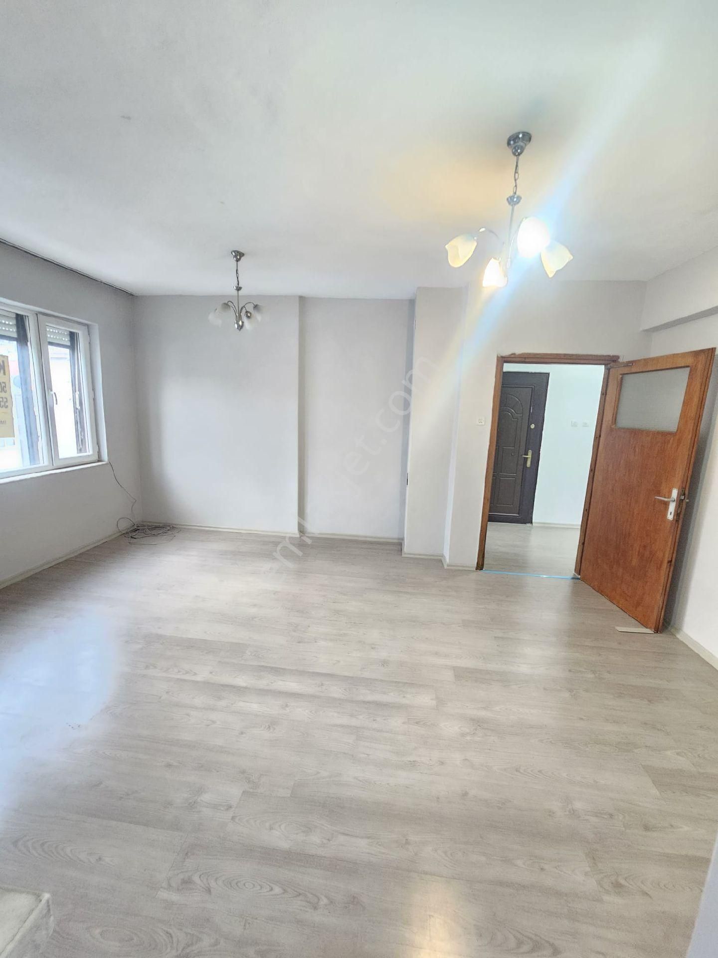 Atatürk Araştırma Hastanesi Ne 5dakika Mesafesinde Kiralık Daire 3+1 - Görsel 3