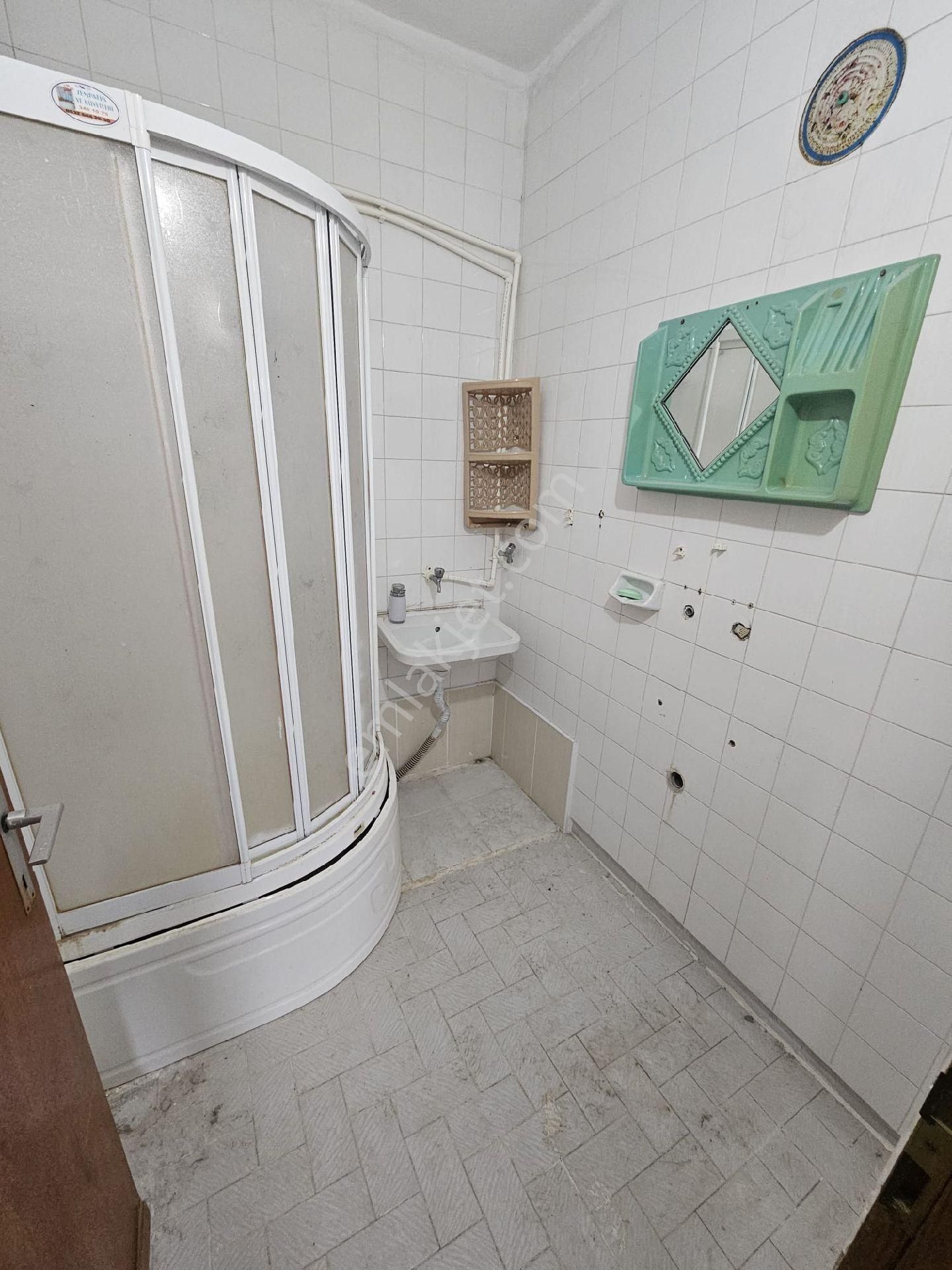 Atatürk Araştırma Hastanesi Ne 5dakika Mesafesinde Kiralık Daire 3+1 - Görsel 26