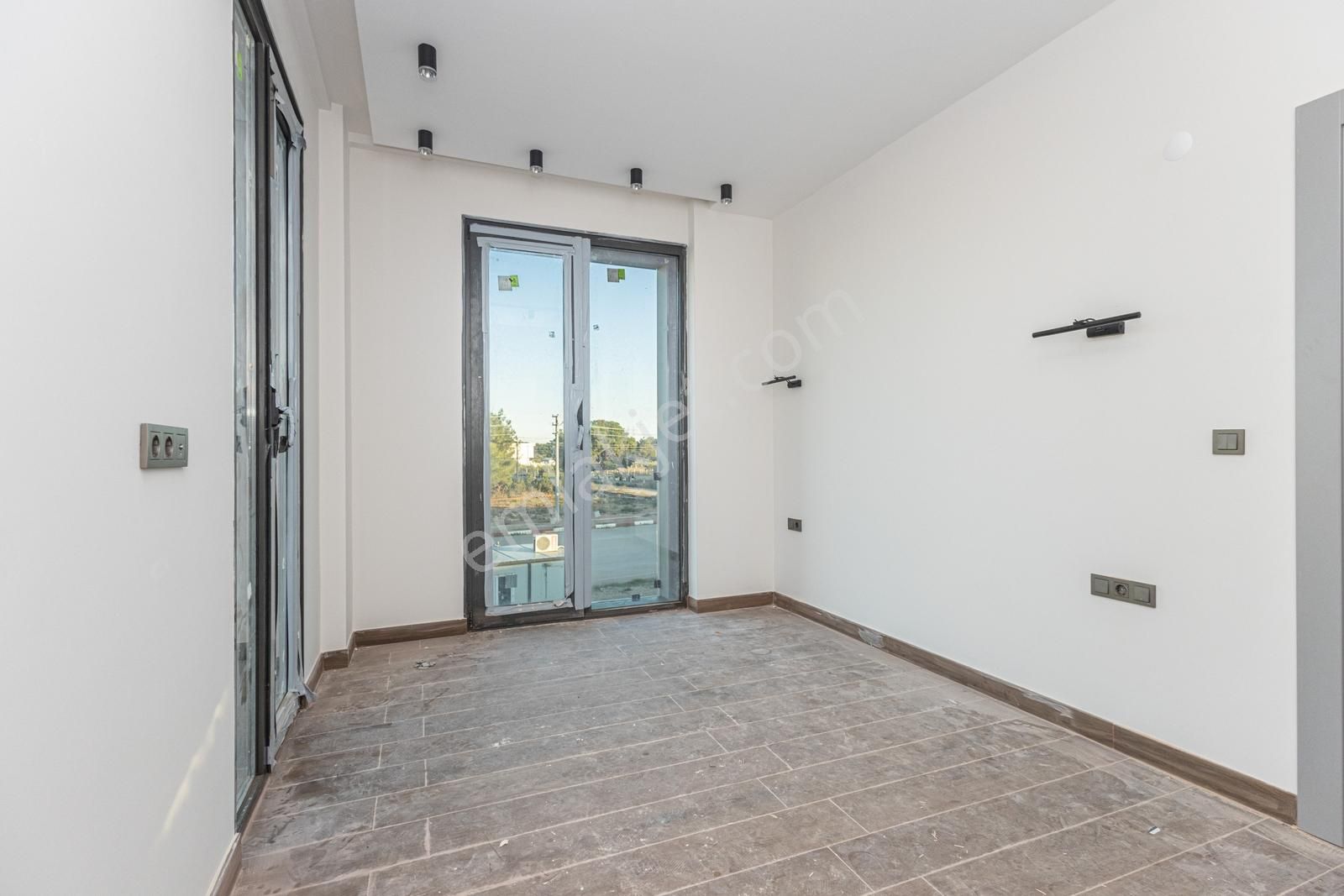 Yeşilbayır'da Satılık Emsalsiz Modern Ve Lüks Sıfır Villa - Görsel 18