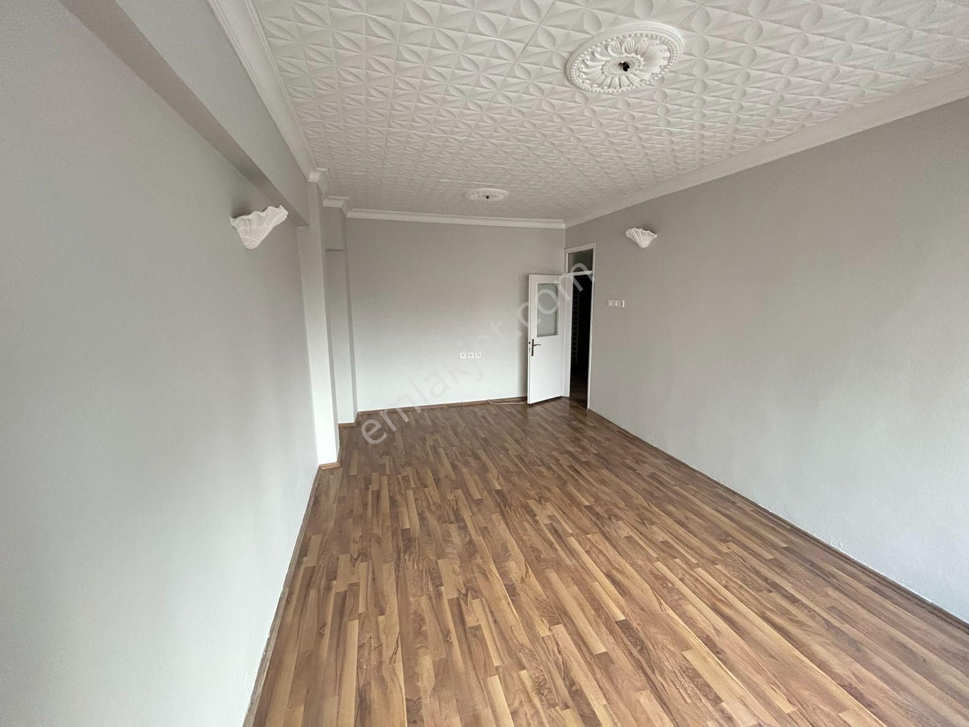 Kapalı Pazar Yeri Ve Çınarlı Polis Karakolu Yakını 3+1 Daire - Görsel 8