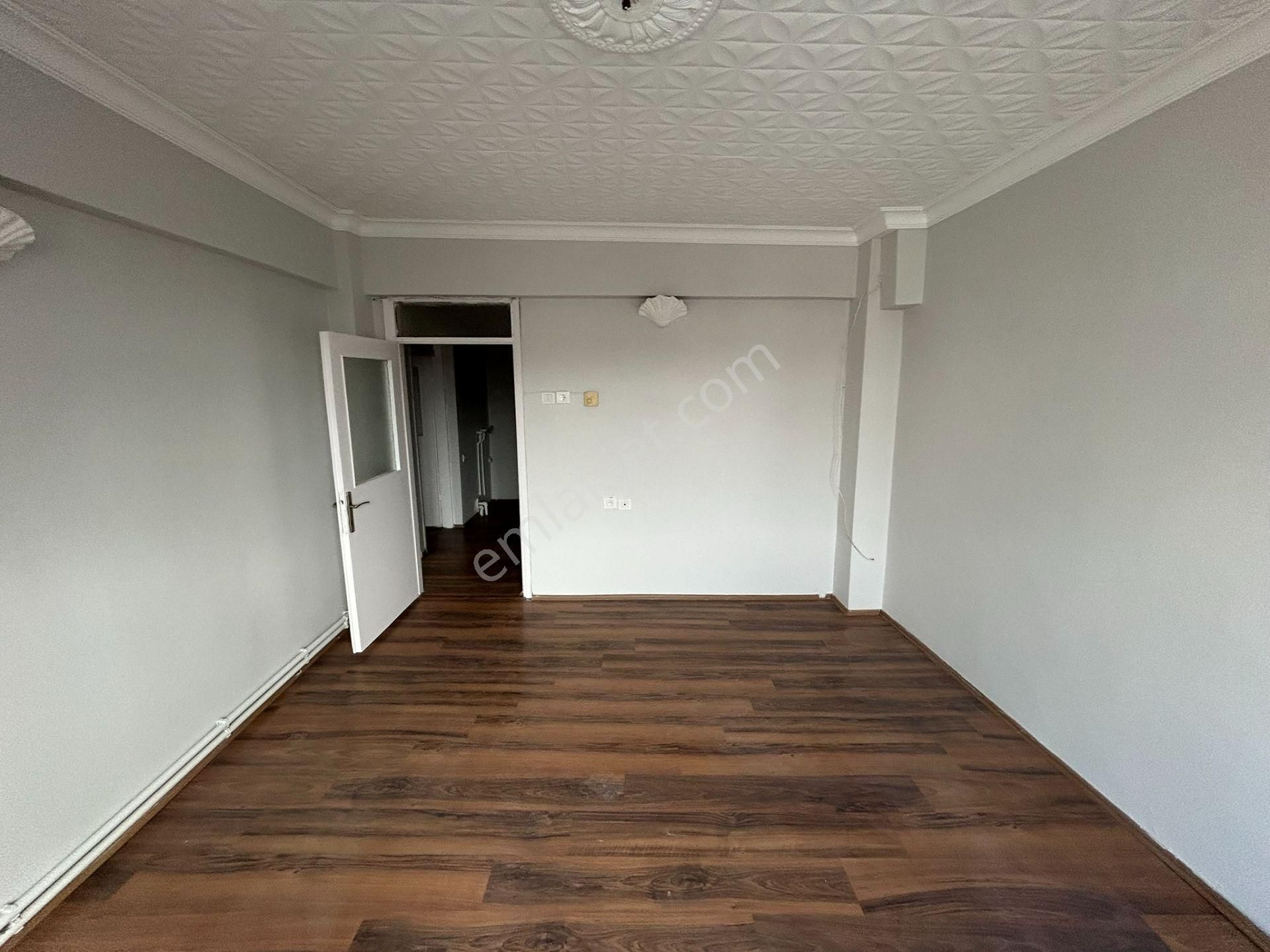 Kapalı Pazar Yeri Ve Çınarlı Polis Karakolu Yakını 3+1 Daire - Görsel 11