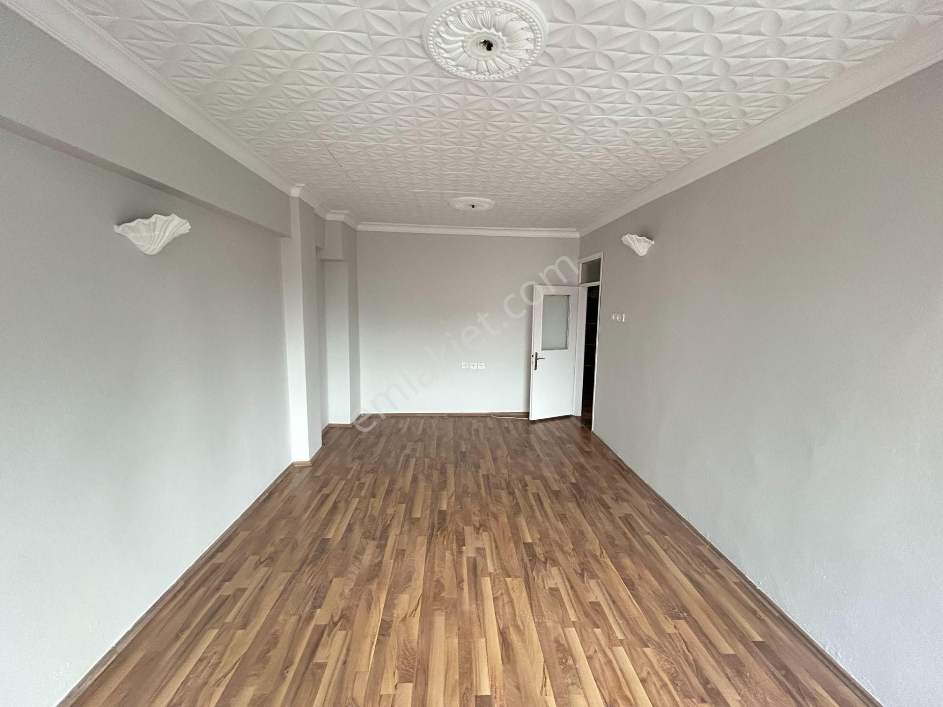 Kapalı Pazar Yeri Ve Çınarlı Polis Karakolu Yakını 3+1 Daire - Görsel 7