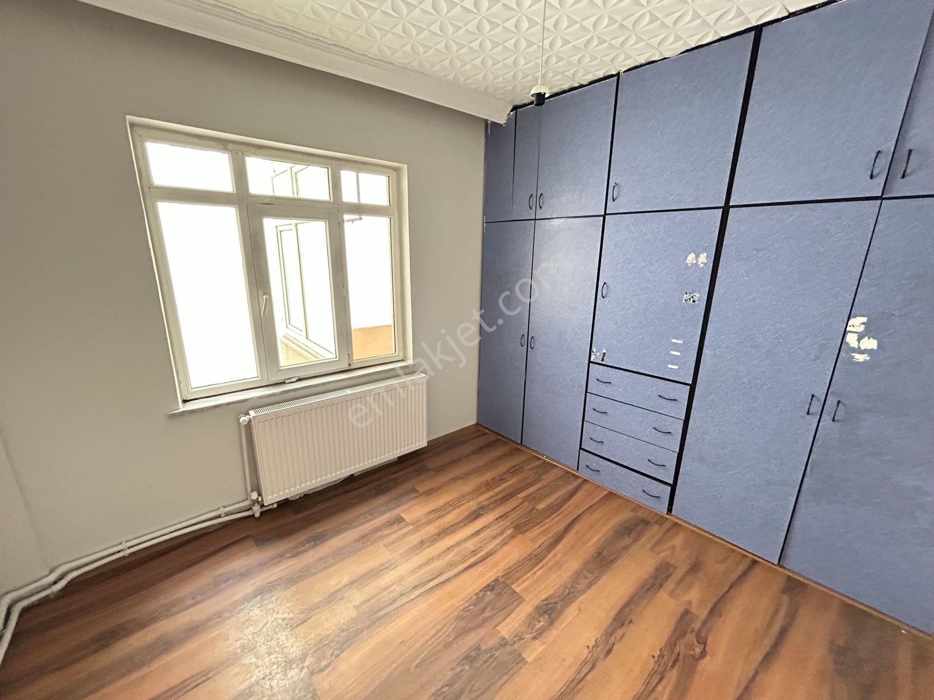 Kapalı Pazar Yeri Ve Çınarlı Polis Karakolu Yakını 3+1 Daire - Görsel 24