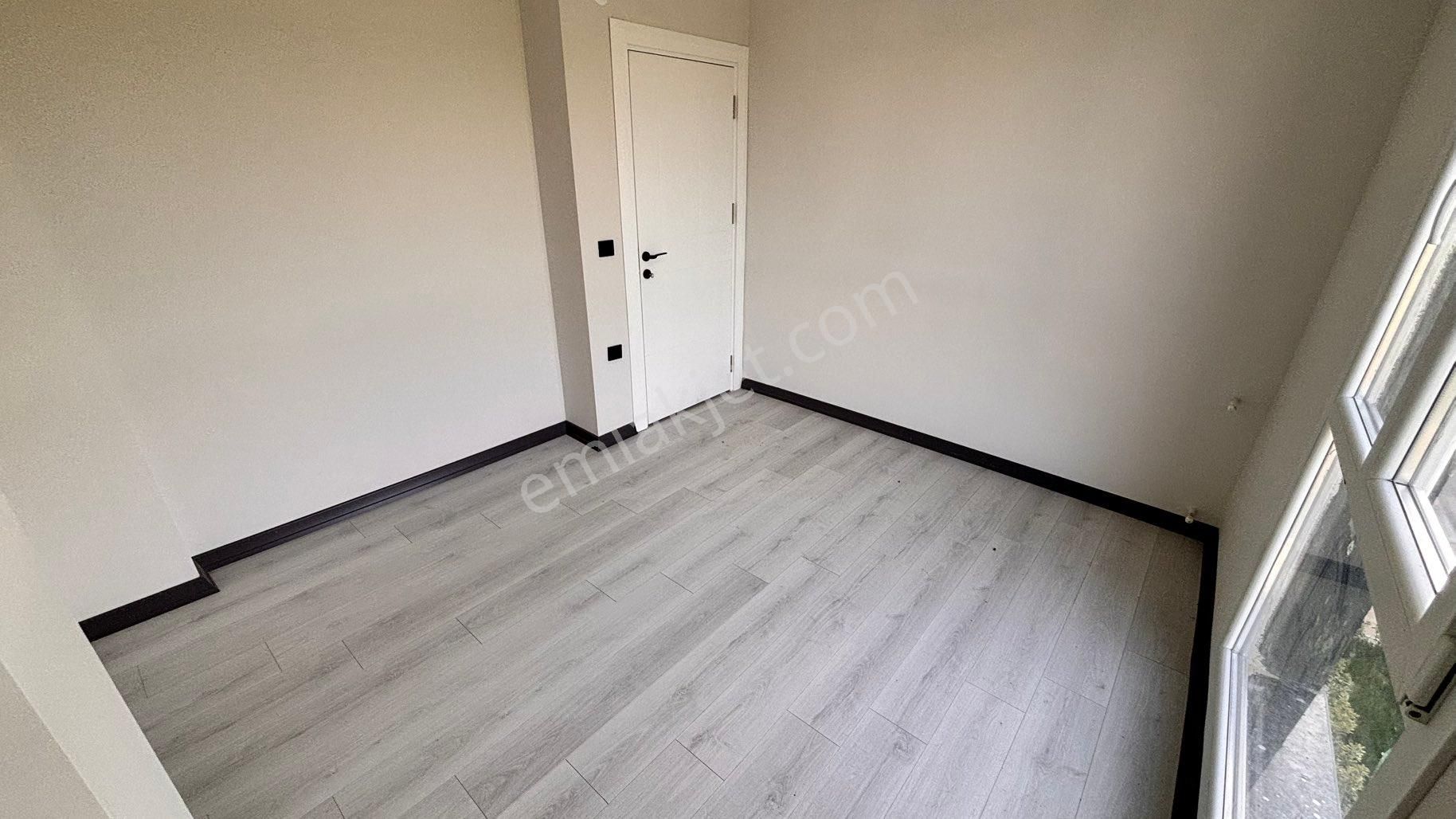 Parka Cephe Müstakil İskanlı Herşey Bu Villada - Görsel 21