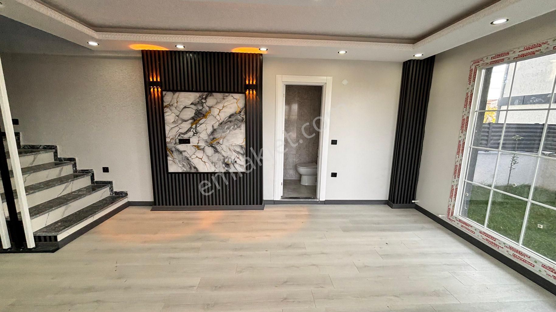 Parka Cephe Müstakil İskanlı Herşey Bu Villada - Görsel 13