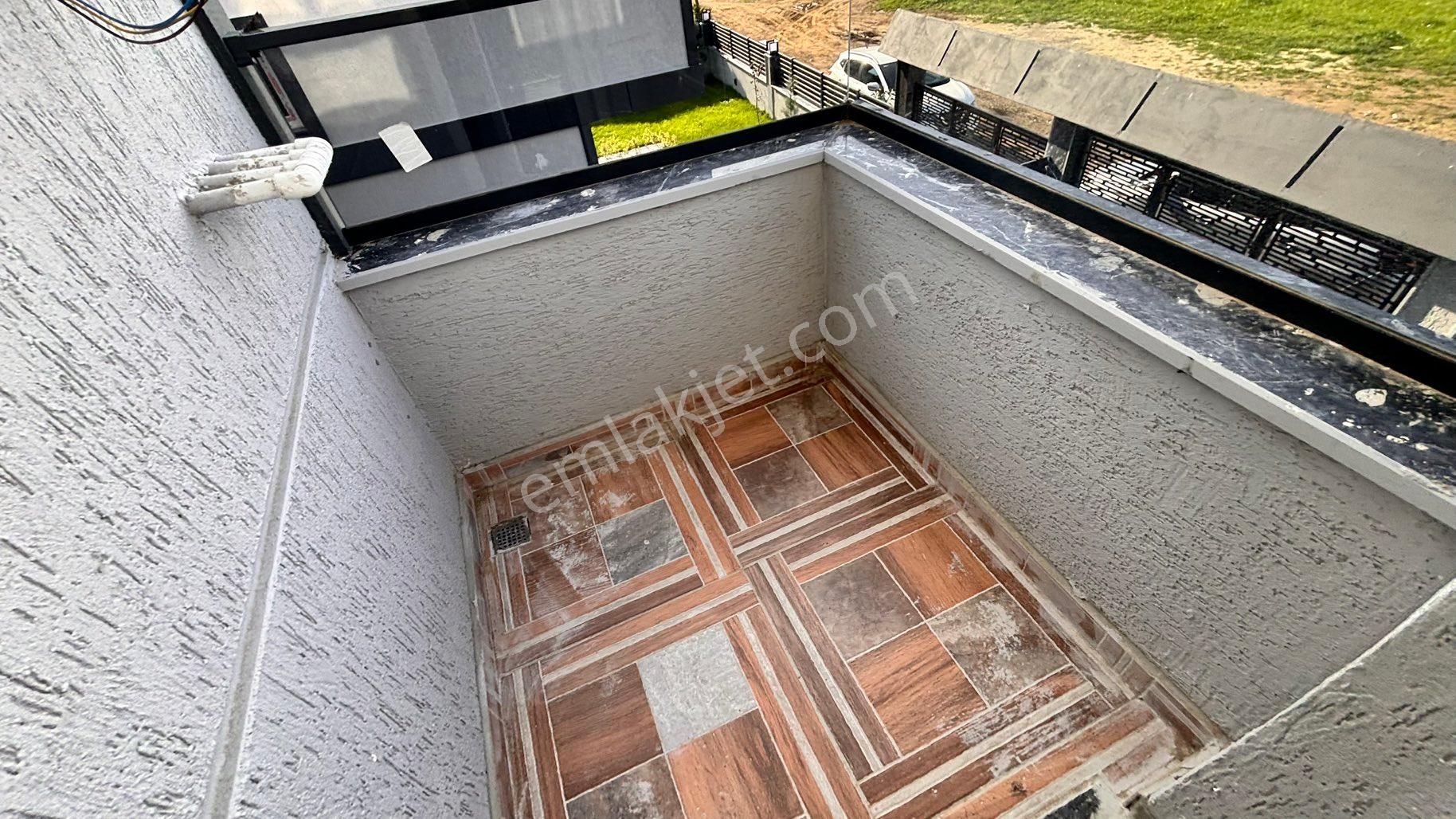 Parka Cephe Müstakil İskanlı Herşey Bu Villada - Görsel 27