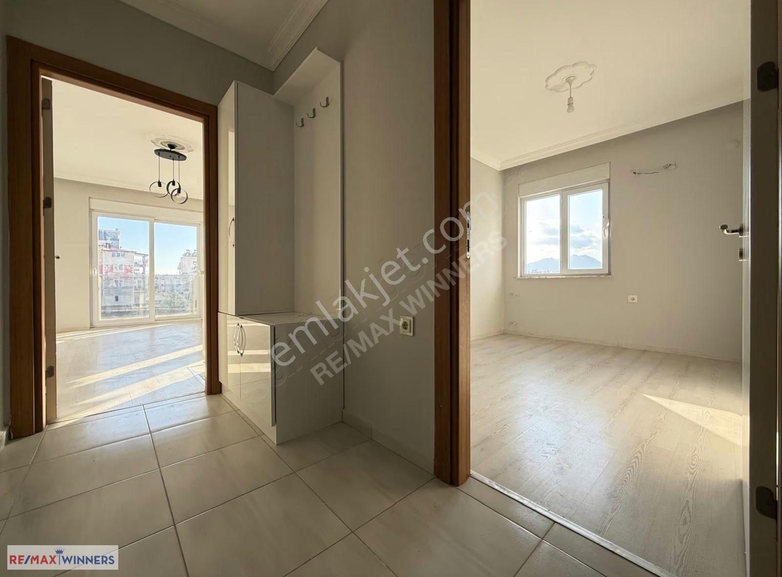 Döşemealtı Yeniköy'de 2+1 Kiralık Daire - Görsel 2