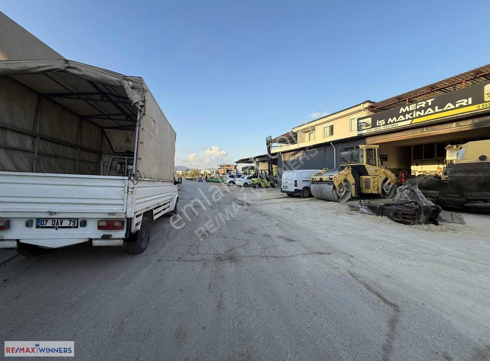 Döşemealtı Yeniköy Sanayi Sitesi Kiralık 150 M2 Dükkan - Görsel 13