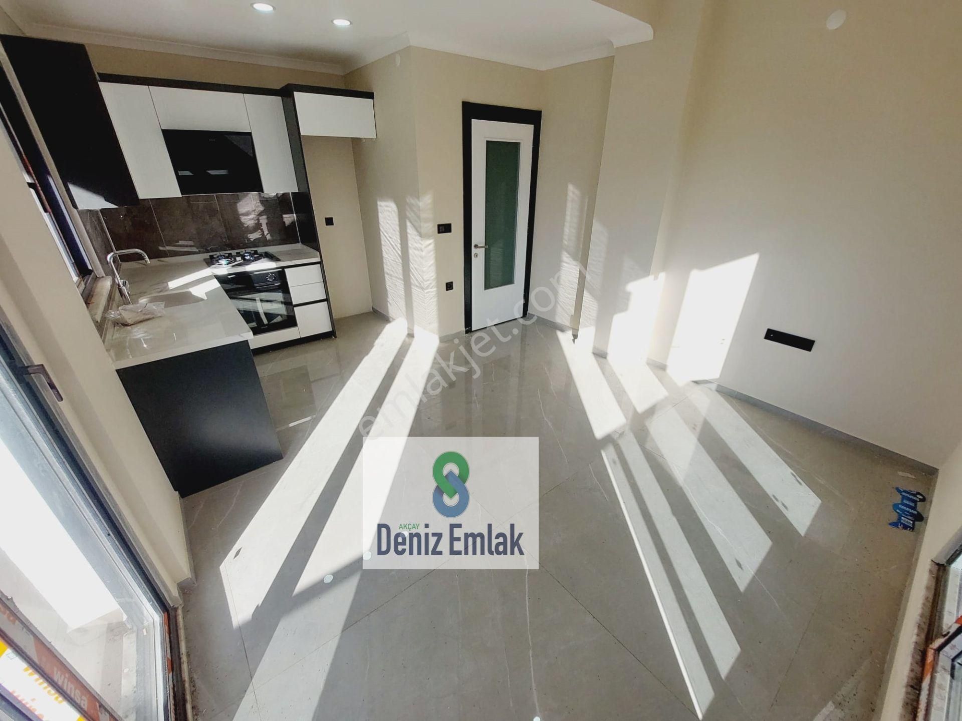 Denizden Akçayda Öncephe Geniş Balkonlu Satılık 2+1 Daire. - Görsel 14