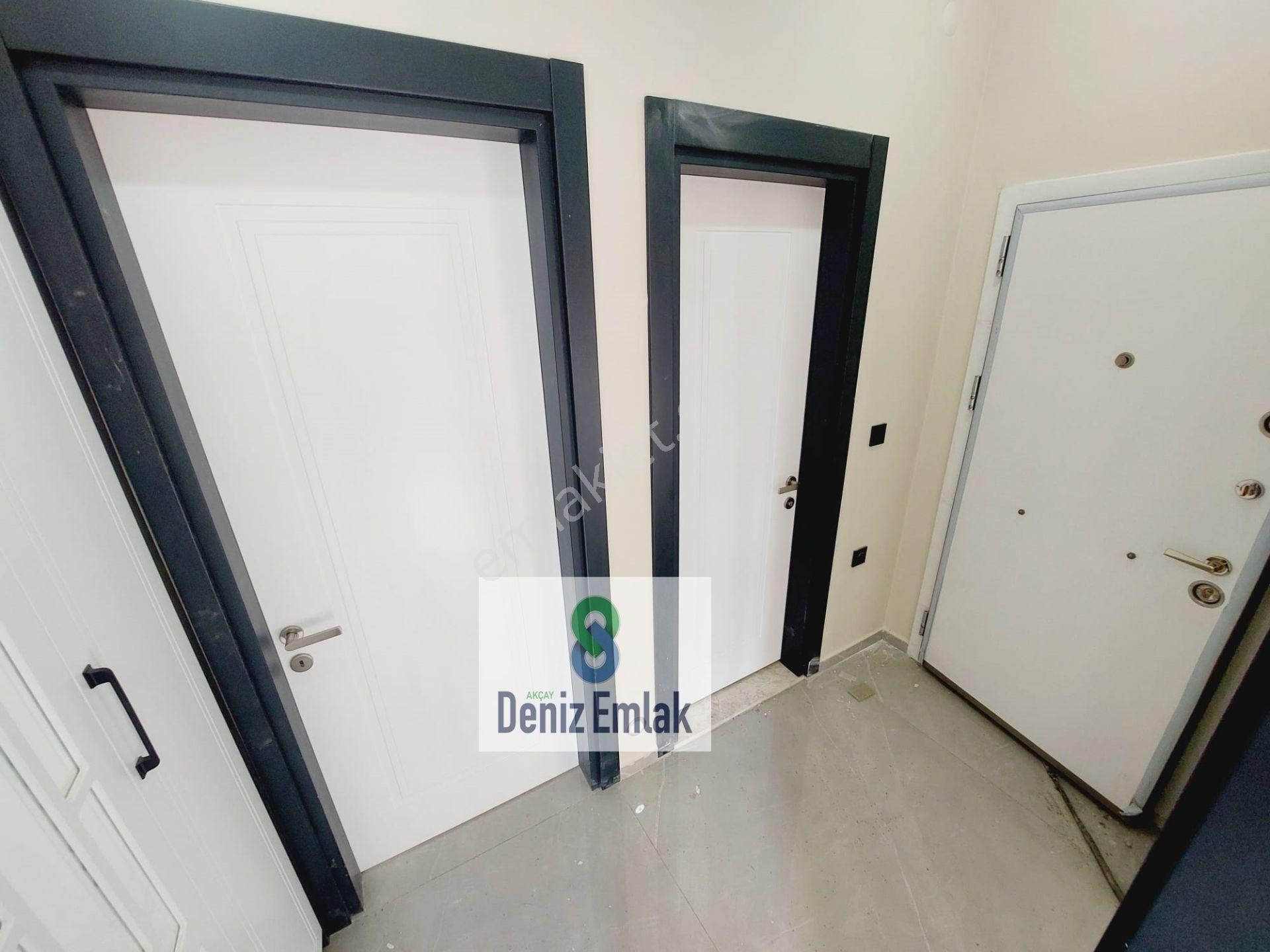 Denizden Akçayda Öncephe Geniş Balkonlu Satılık 2+1 Daire. - Görsel 32