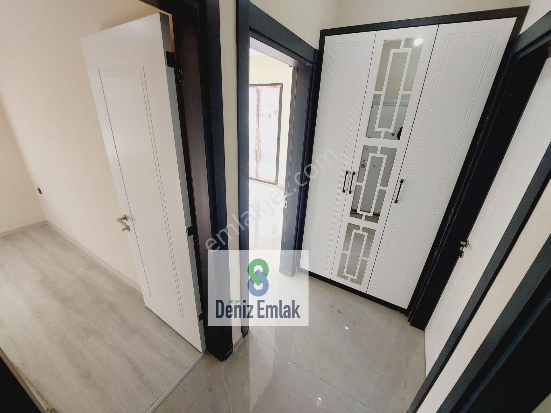 Denizden Akçayda Öncephe Geniş Balkonlu Satılık 2+1 Daire. - Görsel 9