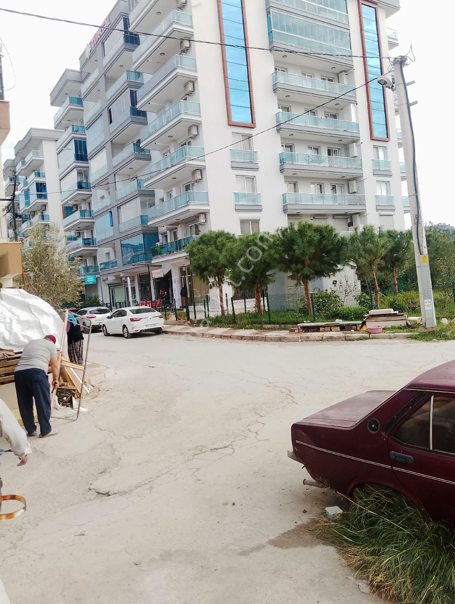İzmir Çiğli Balatçık'ta Satılık 1+1 Kapalı Mutfak Daire
