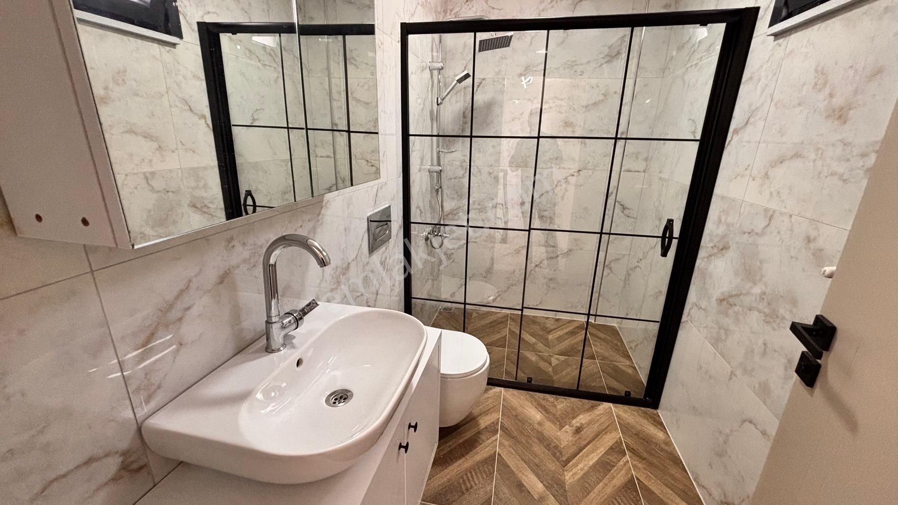 Geniş Rahat Kullanım İsteyene - Görsel 26