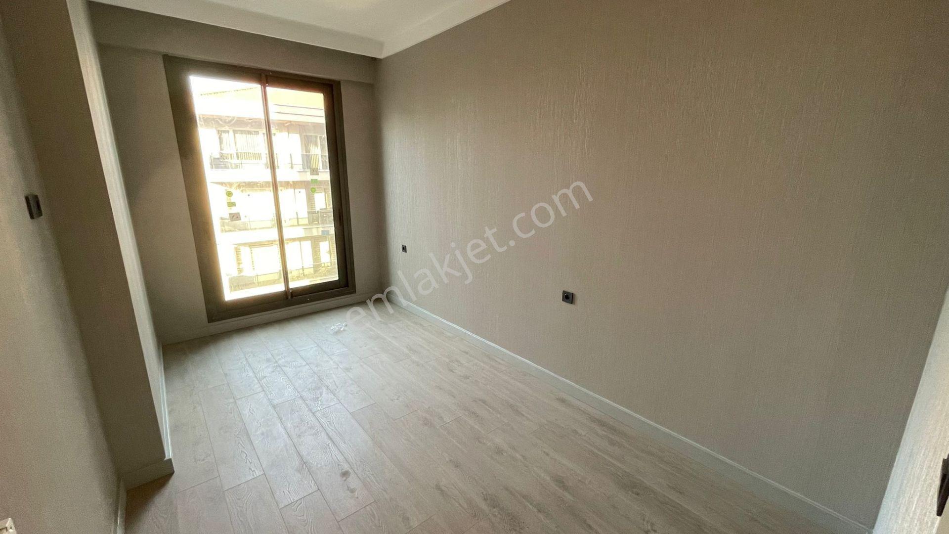 Uncu Bozköy Mahallesi Site İçi 3+1 M2 130 4 Katlınım 2 Katı Ultra Lüks Arakat Daire - Görsel 23