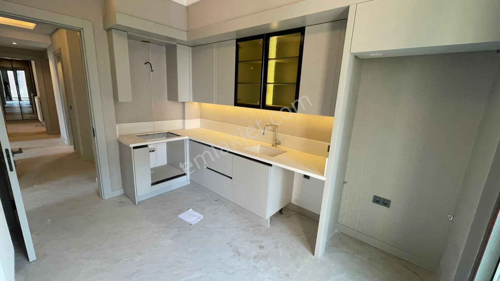Uncu Bozköy Mahallesi Site İçi 3+1 M2 130 4 Katlınım 2 Katı Ultra Lüks Arakat Daire - Görsel 31