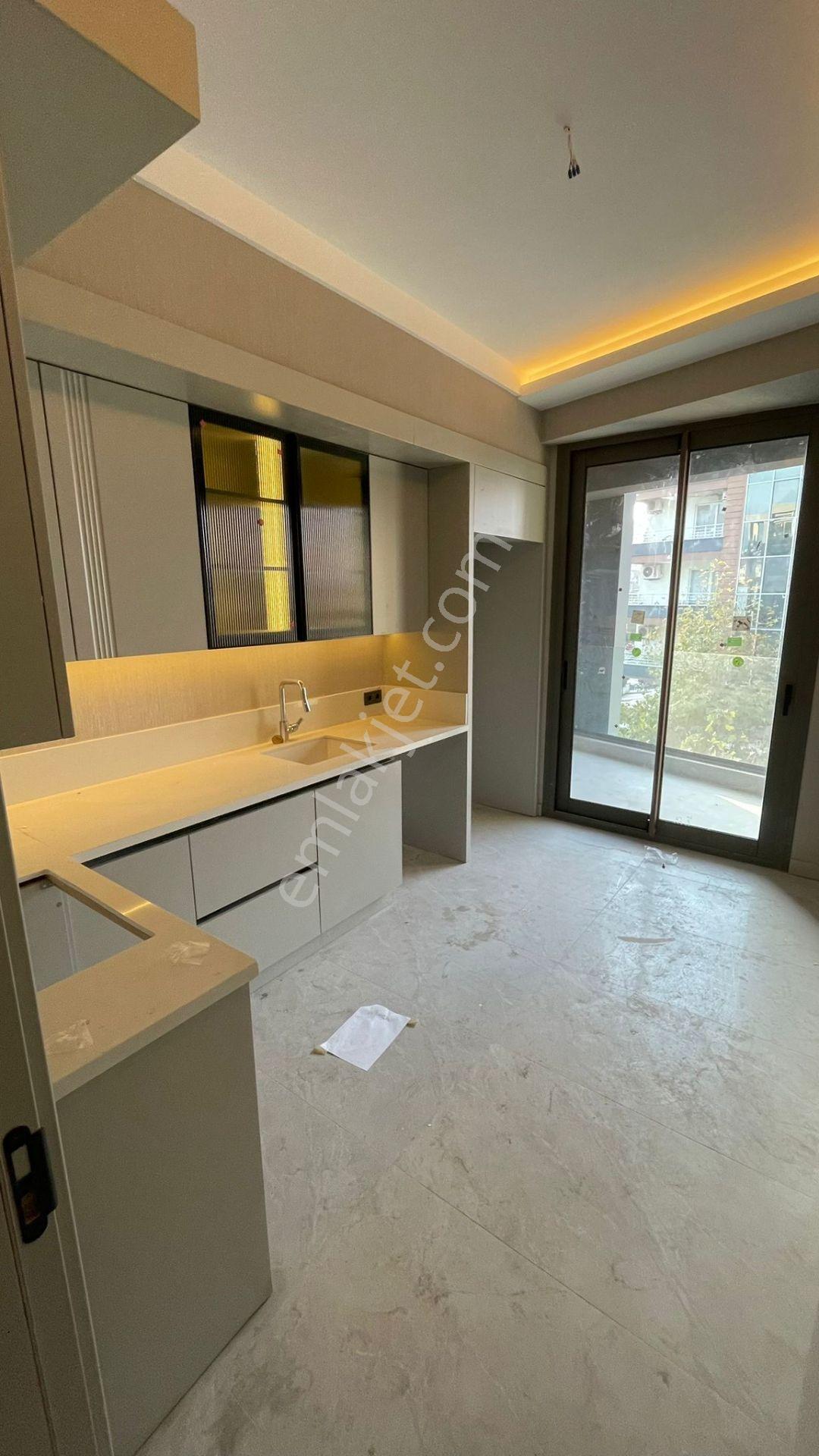 Uncu Bozköy Mahallesi Site İçi 3+1 M2 130 4 Katlınım 2 Katı Ultra Lüks Arakat Daire - Görsel 4