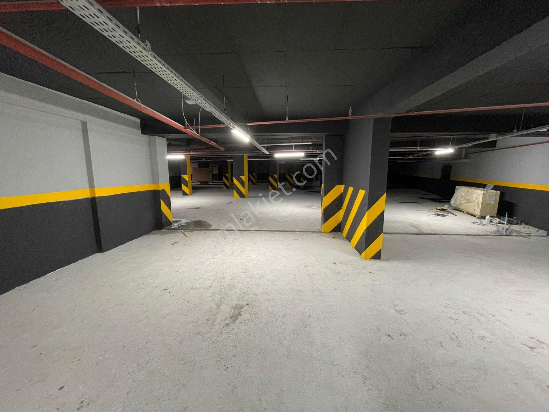 Uncu Bozköy Mahallesi Site İçi 3+1 M2 130 4 Katlınım 2 Katı Ultra Lüks Arakat Daire - Görsel 28