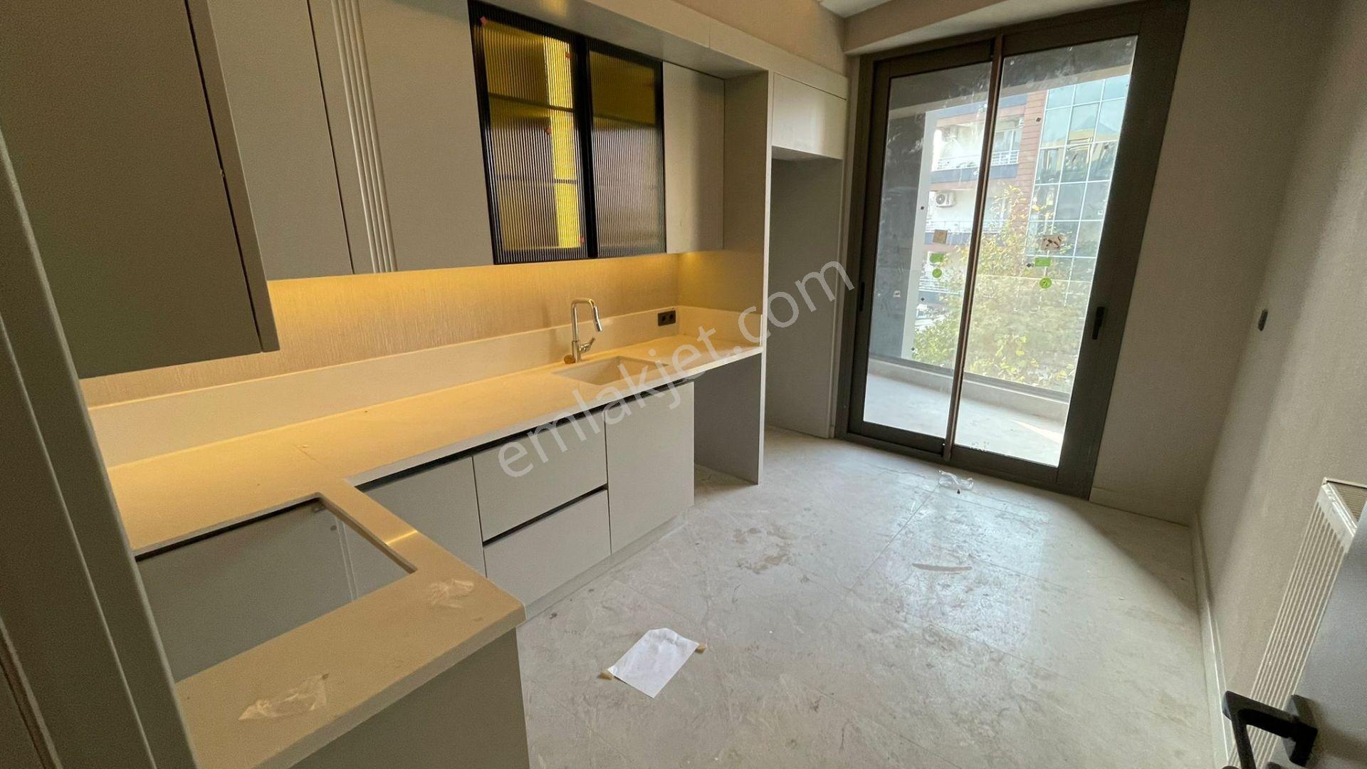 Uncu Bozköy Mahallesi Site İçi 3+1 M2 130 4 Katlınım 2 Katı Ultra Lüks Arakat Daire - Görsel 25