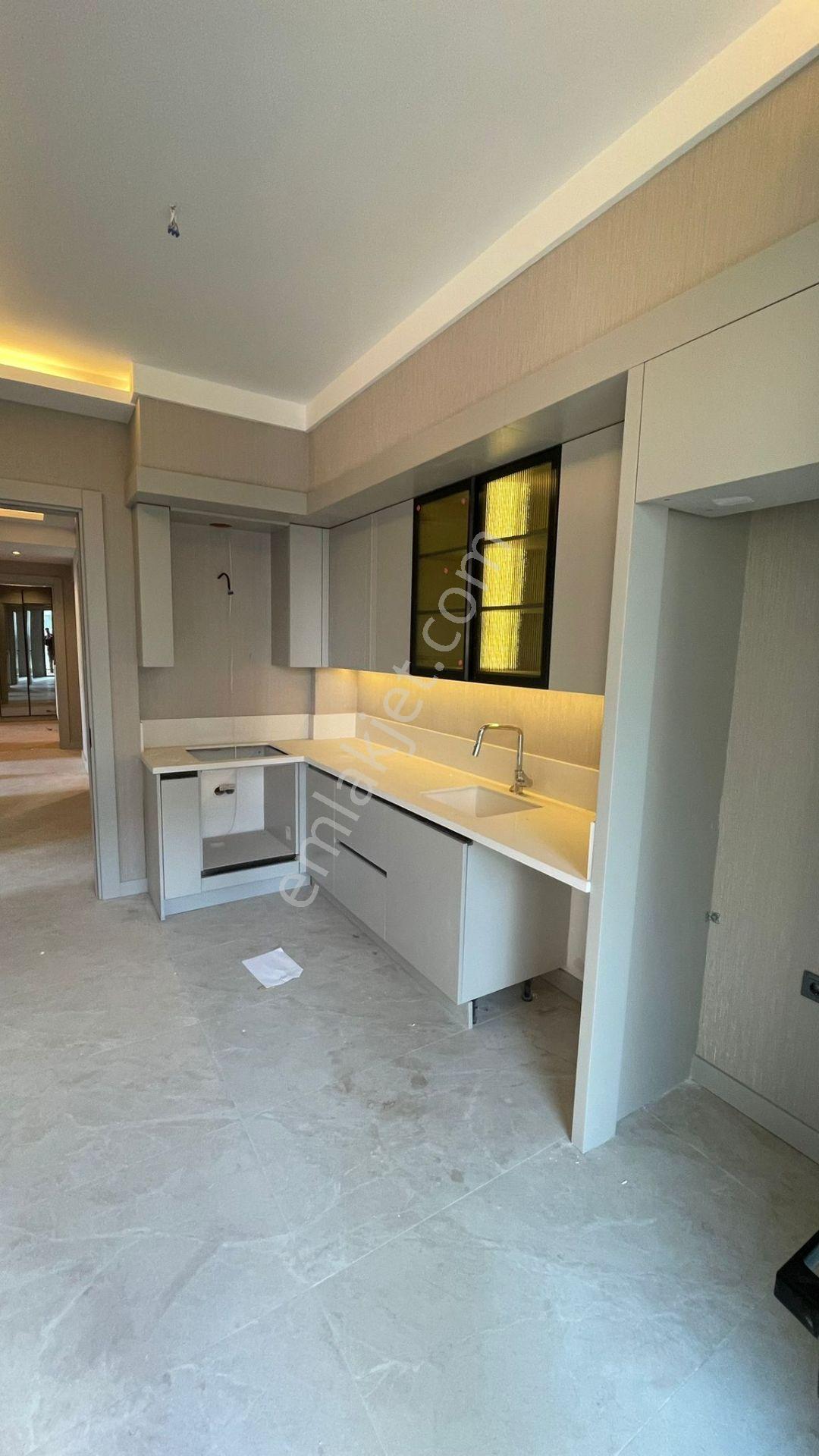 Uncu Bozköy Mahallesi Site İçi 3+1 M2 130 4 Katlınım 2 Katı Ultra Lüks Arakat Daire - Görsel 3