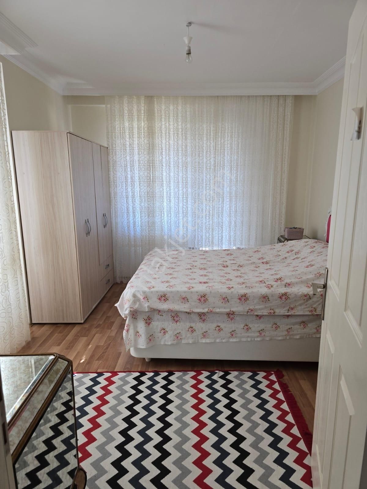 Çiftlikköy Kabaklıda Havuzlu Site İçinde Eşyal Kiralık 4+1 Villa - Görsel 7